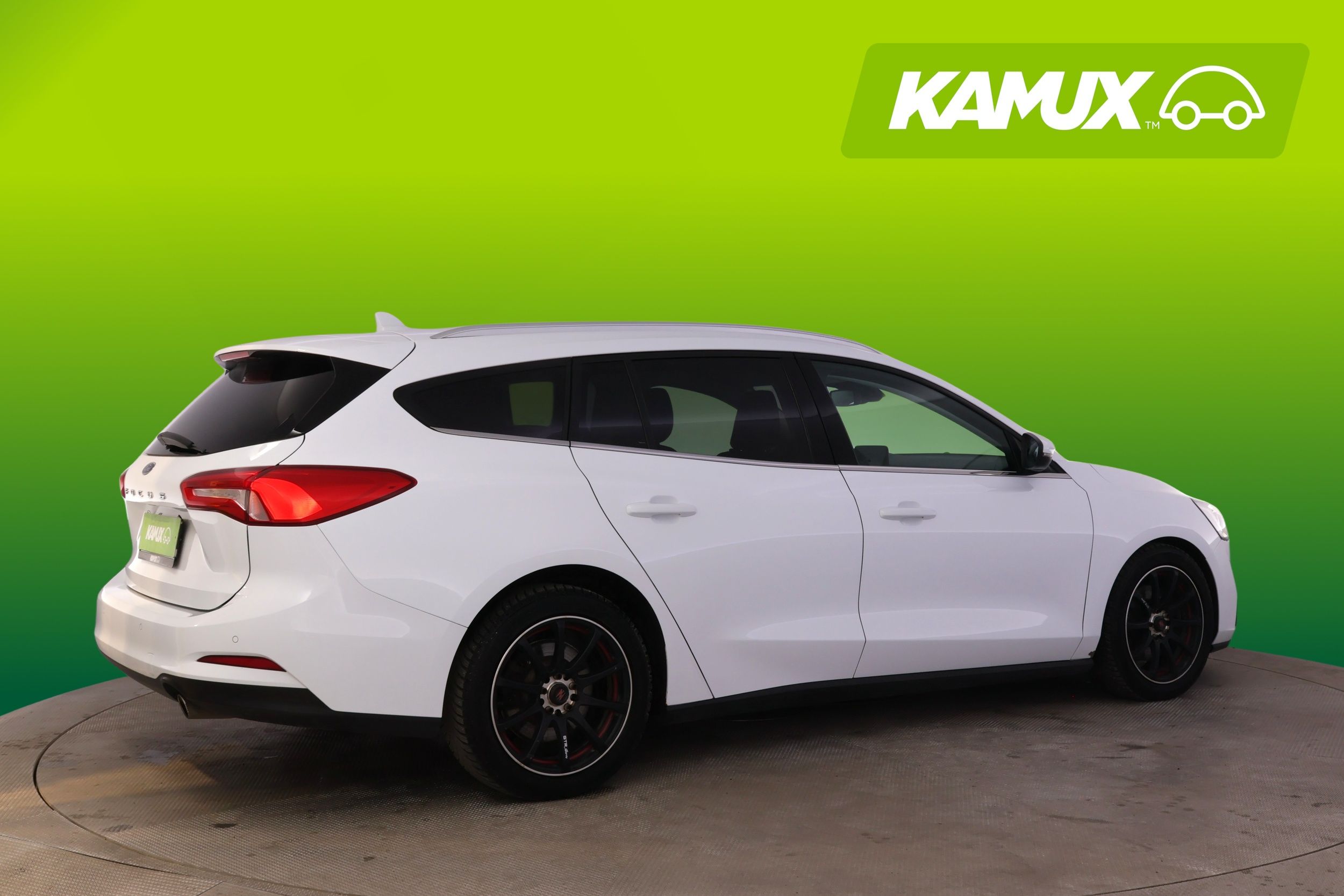 Ford Focus 2,0 TDCi EcoBlue 150hv Wagon 2019, kuva 2/27