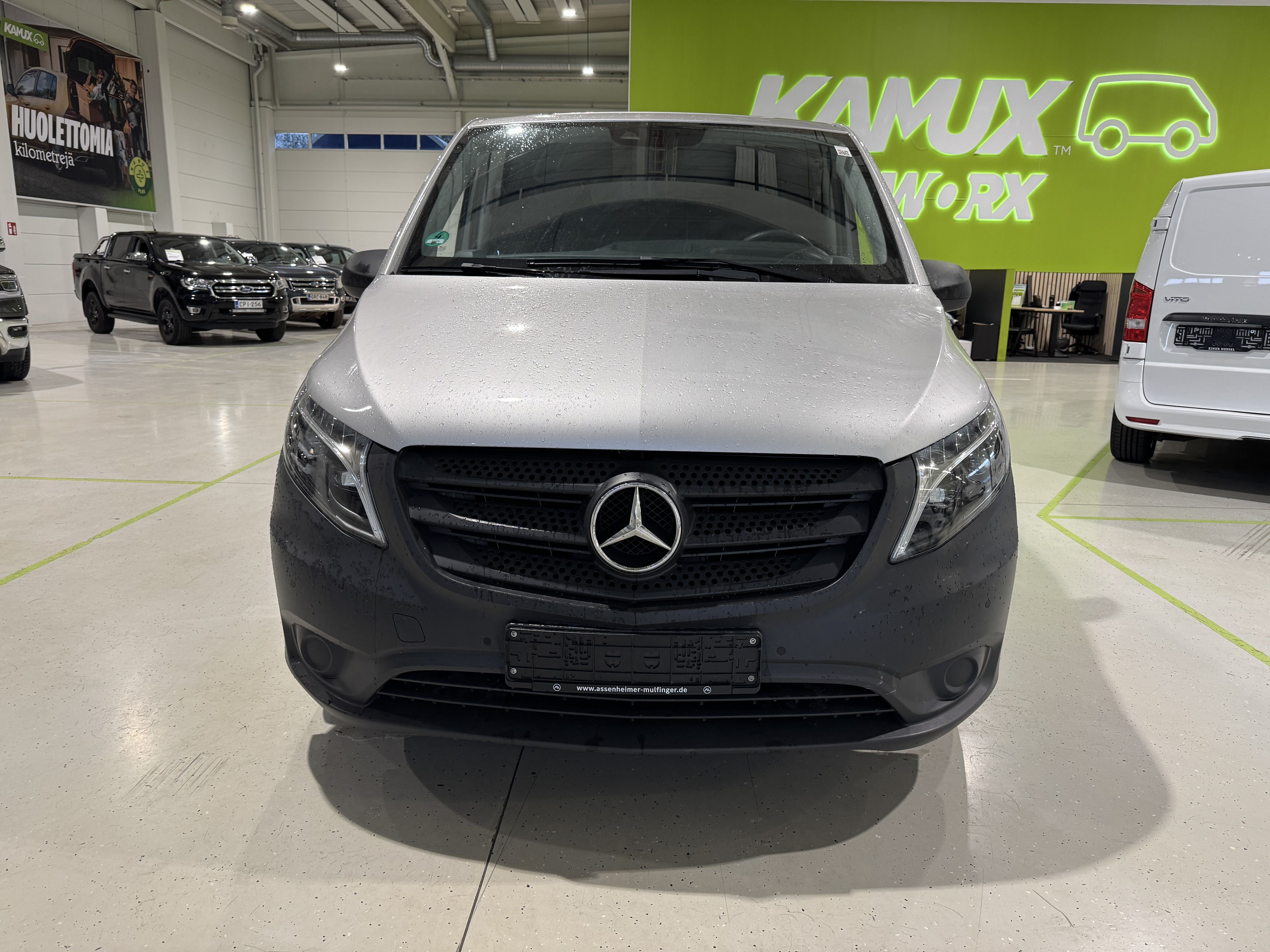 Mercedes-Benz Vito 2023, photo 2/10