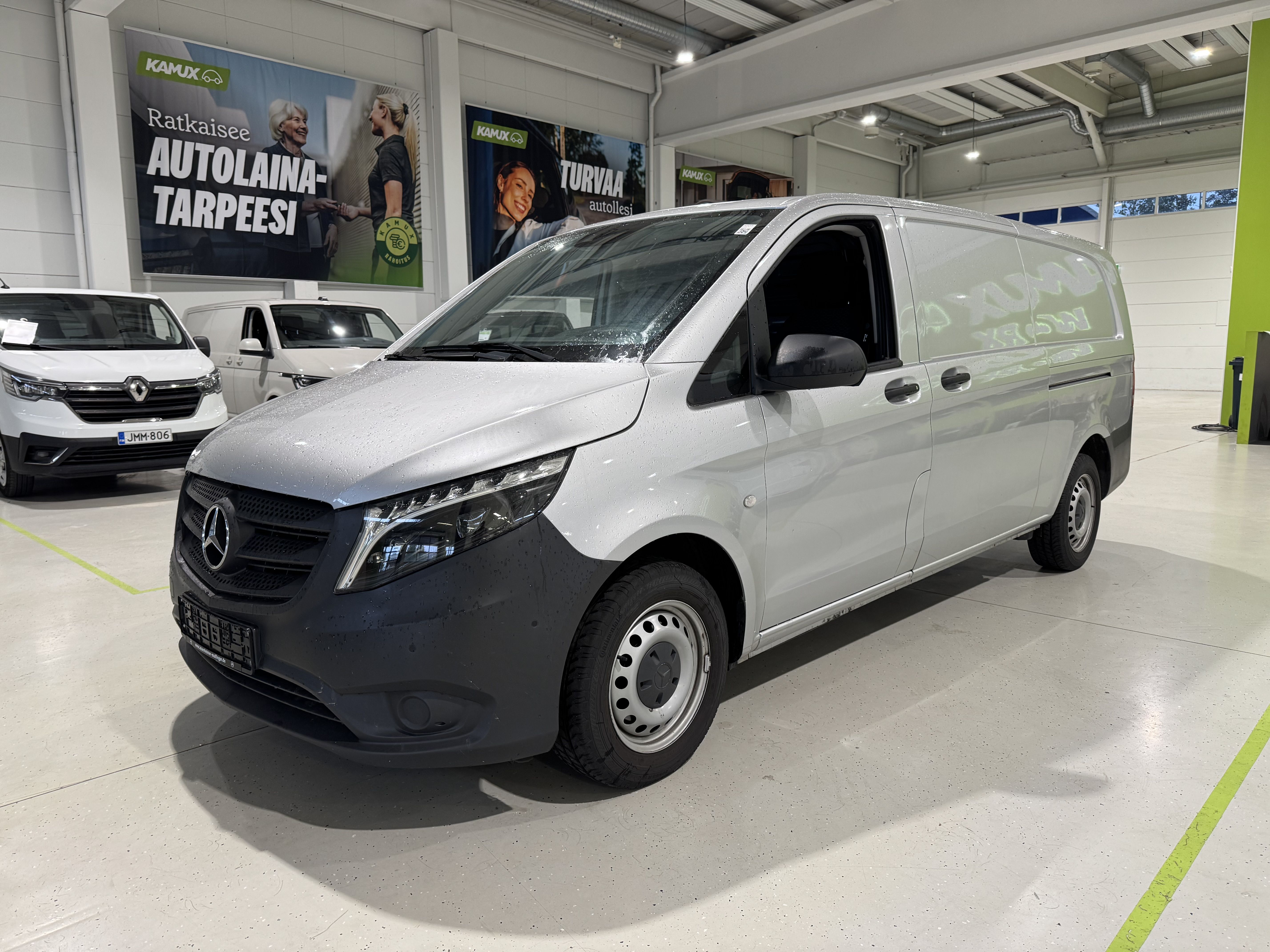 Mercedes-Benz Vito 2023, photo 3/10