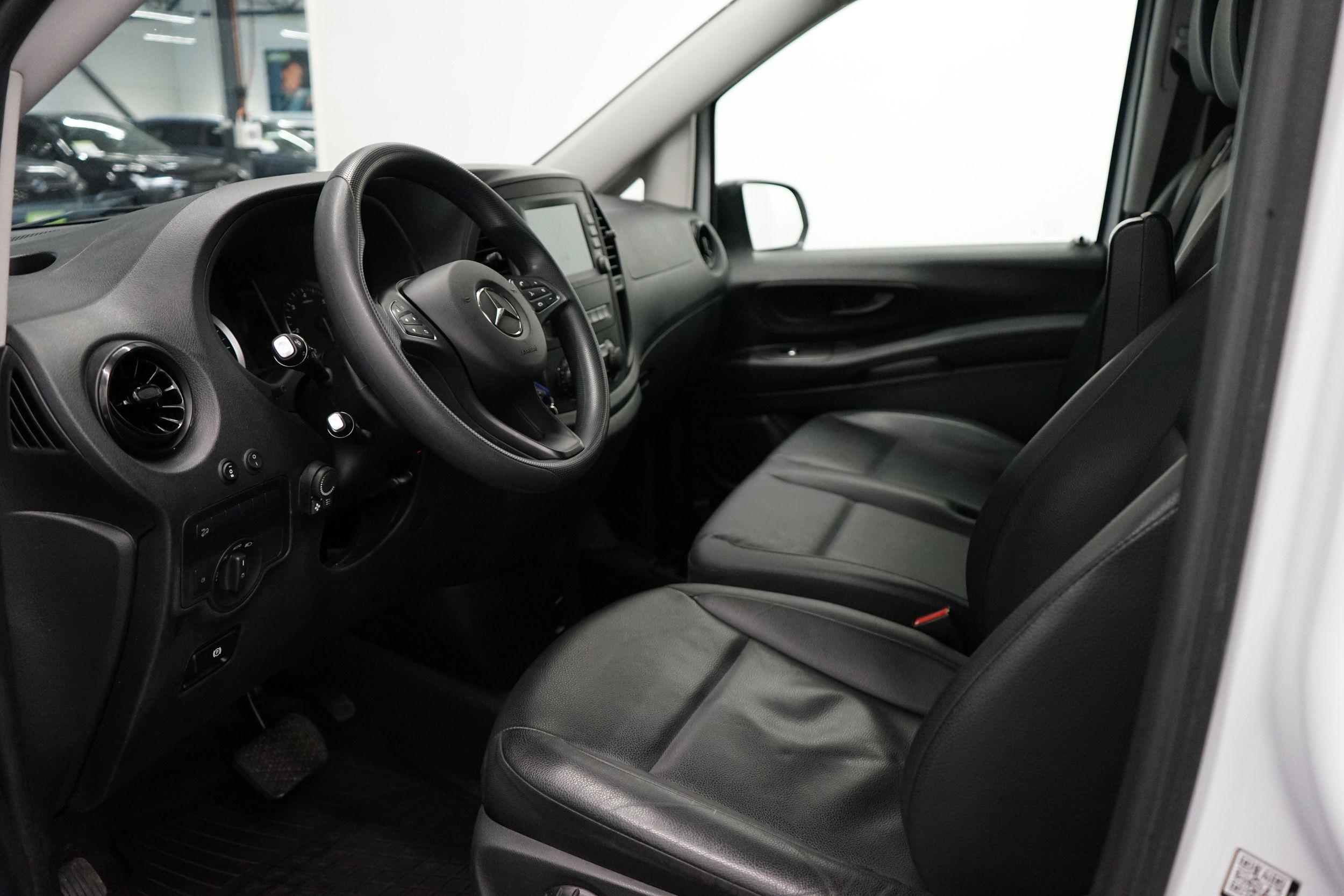 Mercedes-Benz Vito 2023, kuva 6/25
