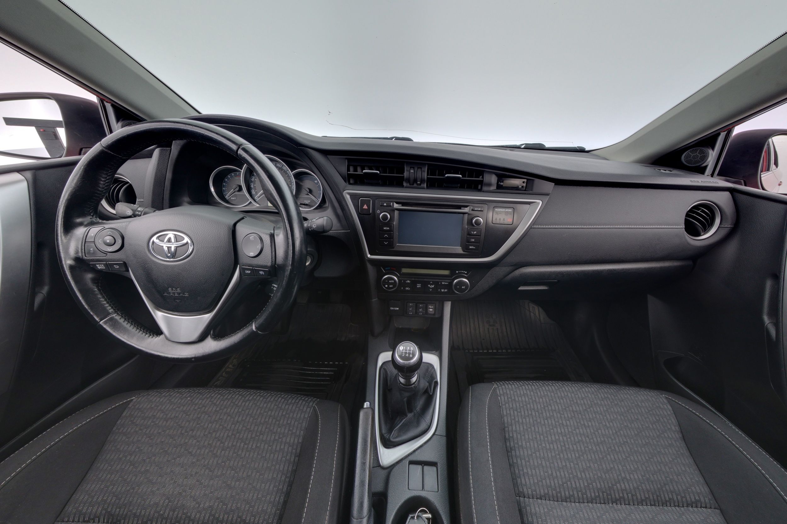 Toyota Auris 2014, kuva 7/20