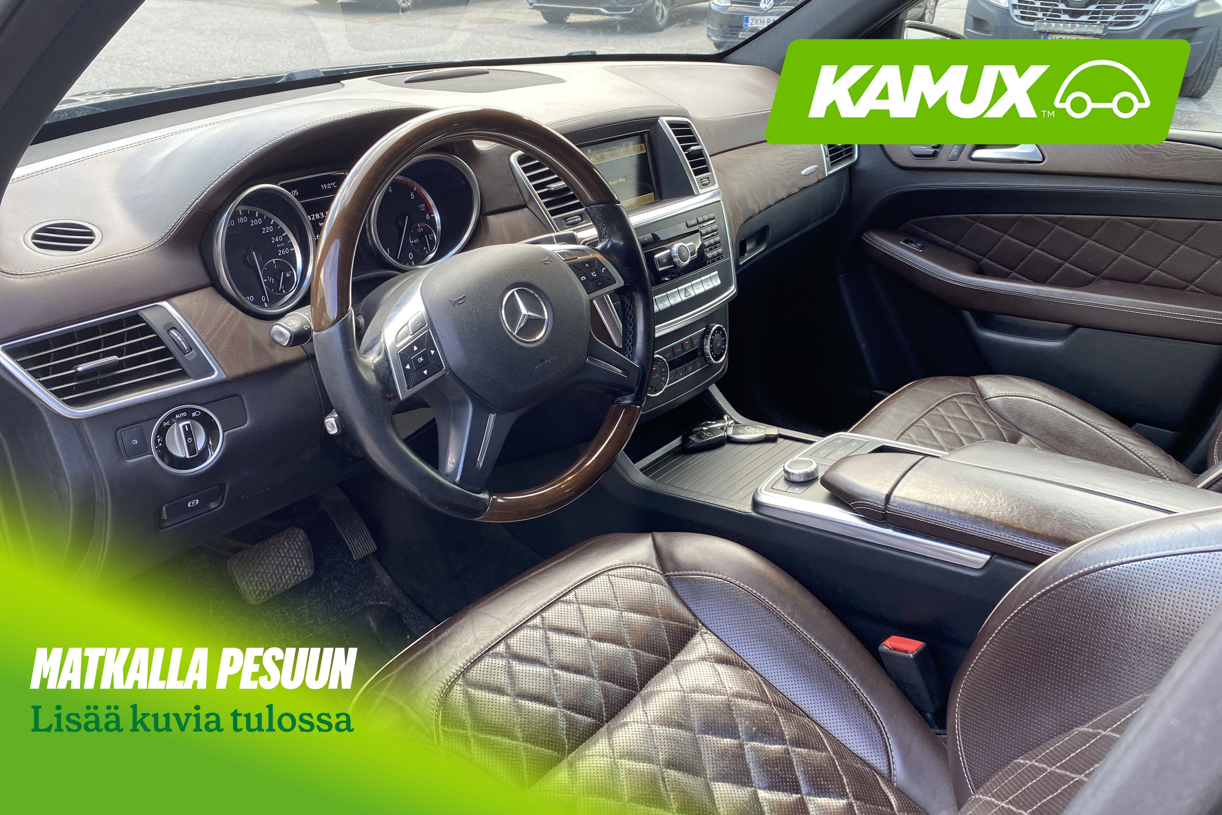 Mercedes-Benz ML 2012, photo 3/7