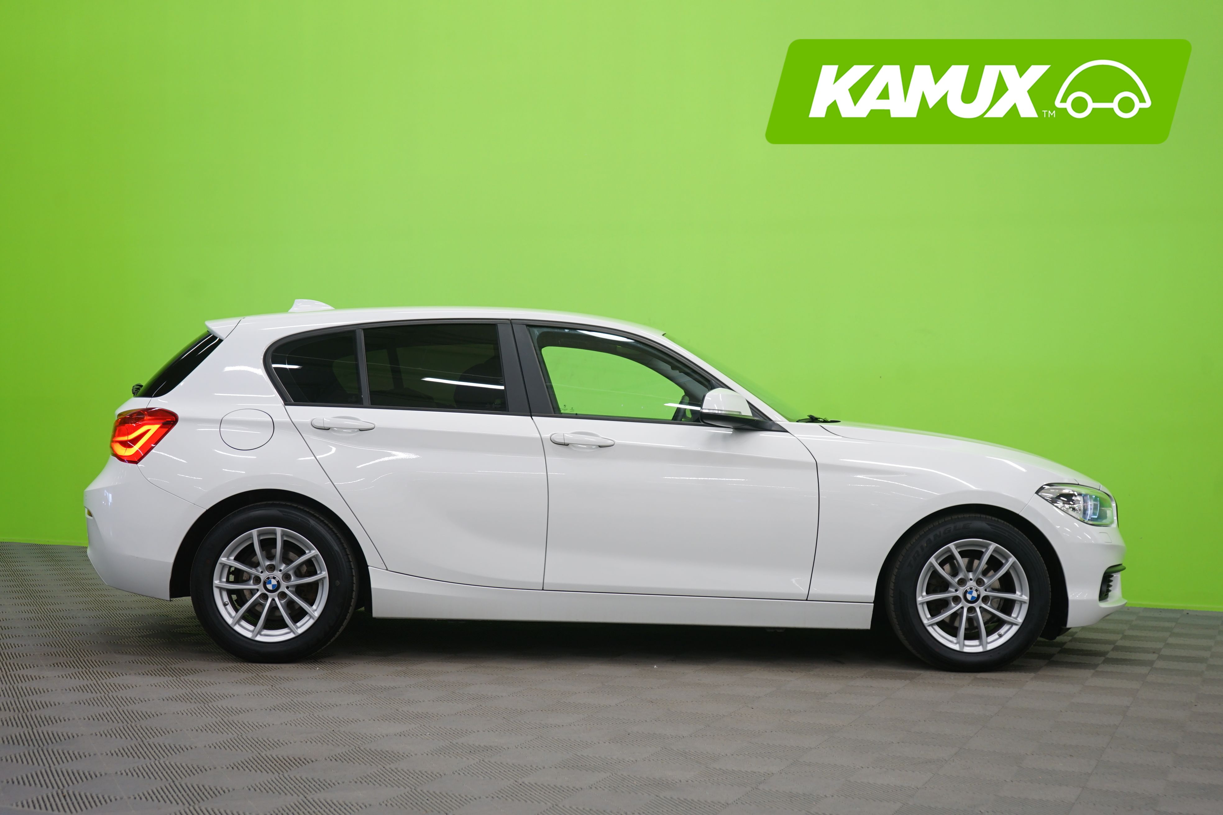 BMW 118 2018, kuva 2/18