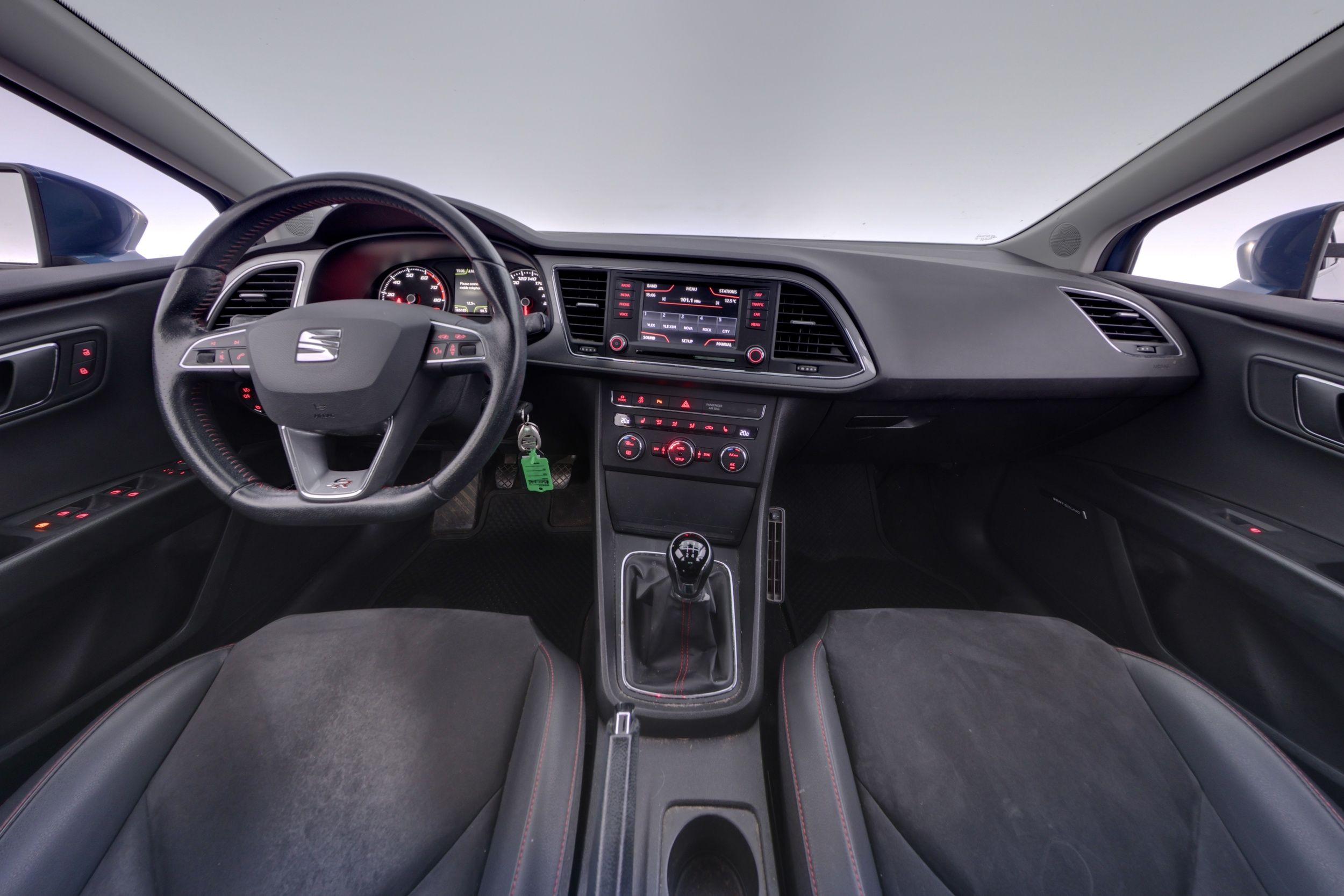 Seat Leon 1,8 TSI 180 FR 2014, kuva 7/50