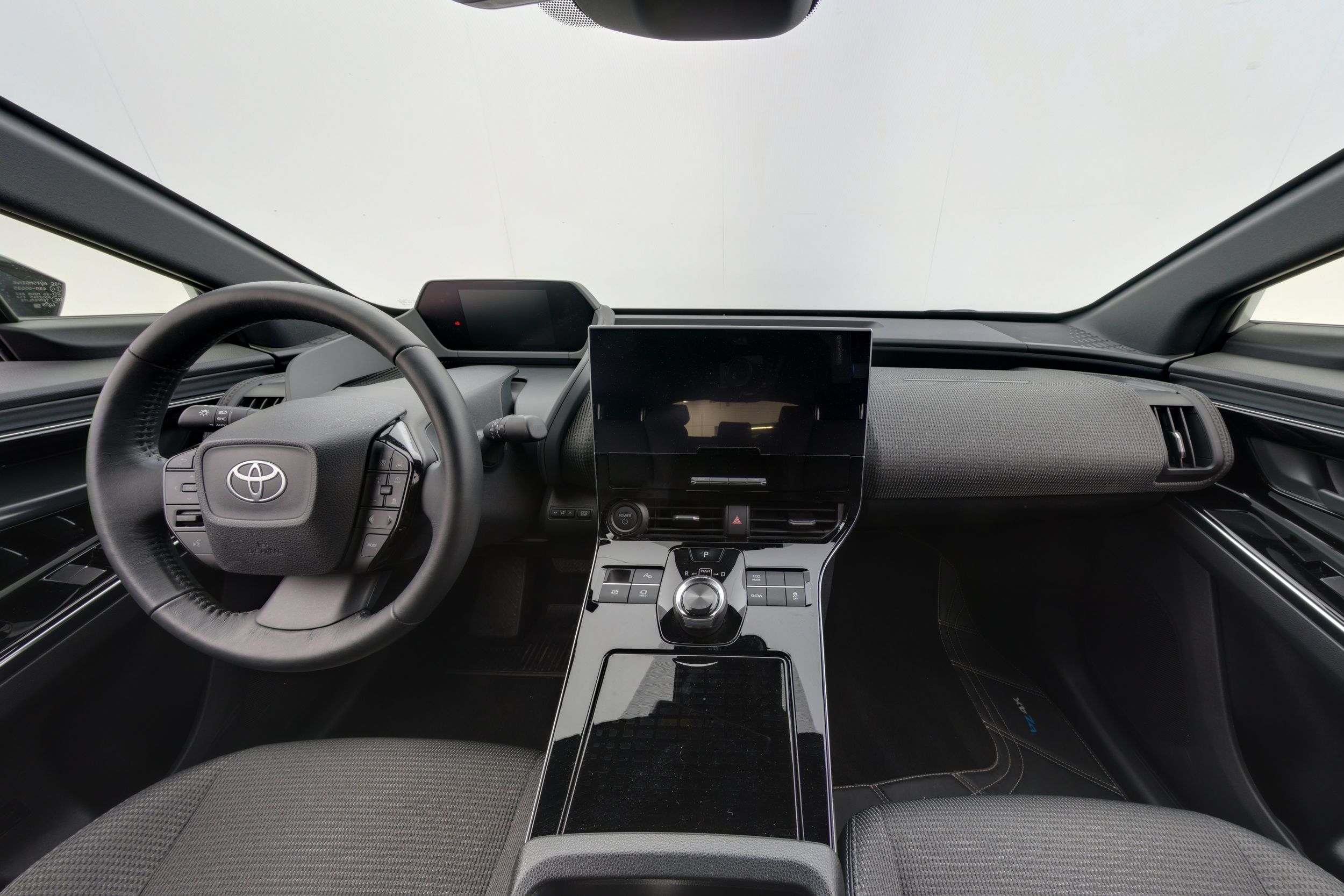 Toyota bZ4X Launch Edition 2023, kuva 7/28