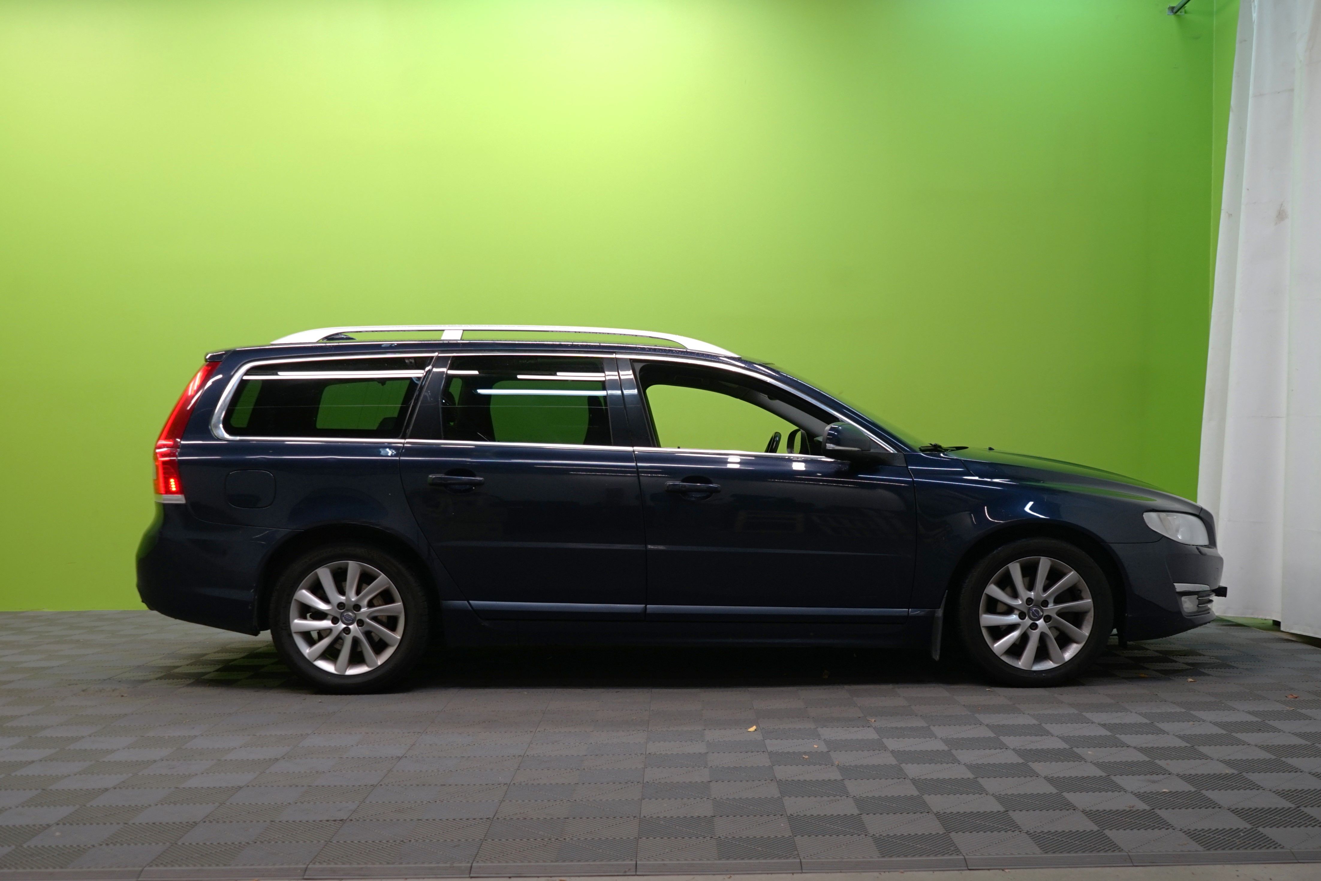 Volvo V70 D4 Classic Business aut 2015, kuva 2/23