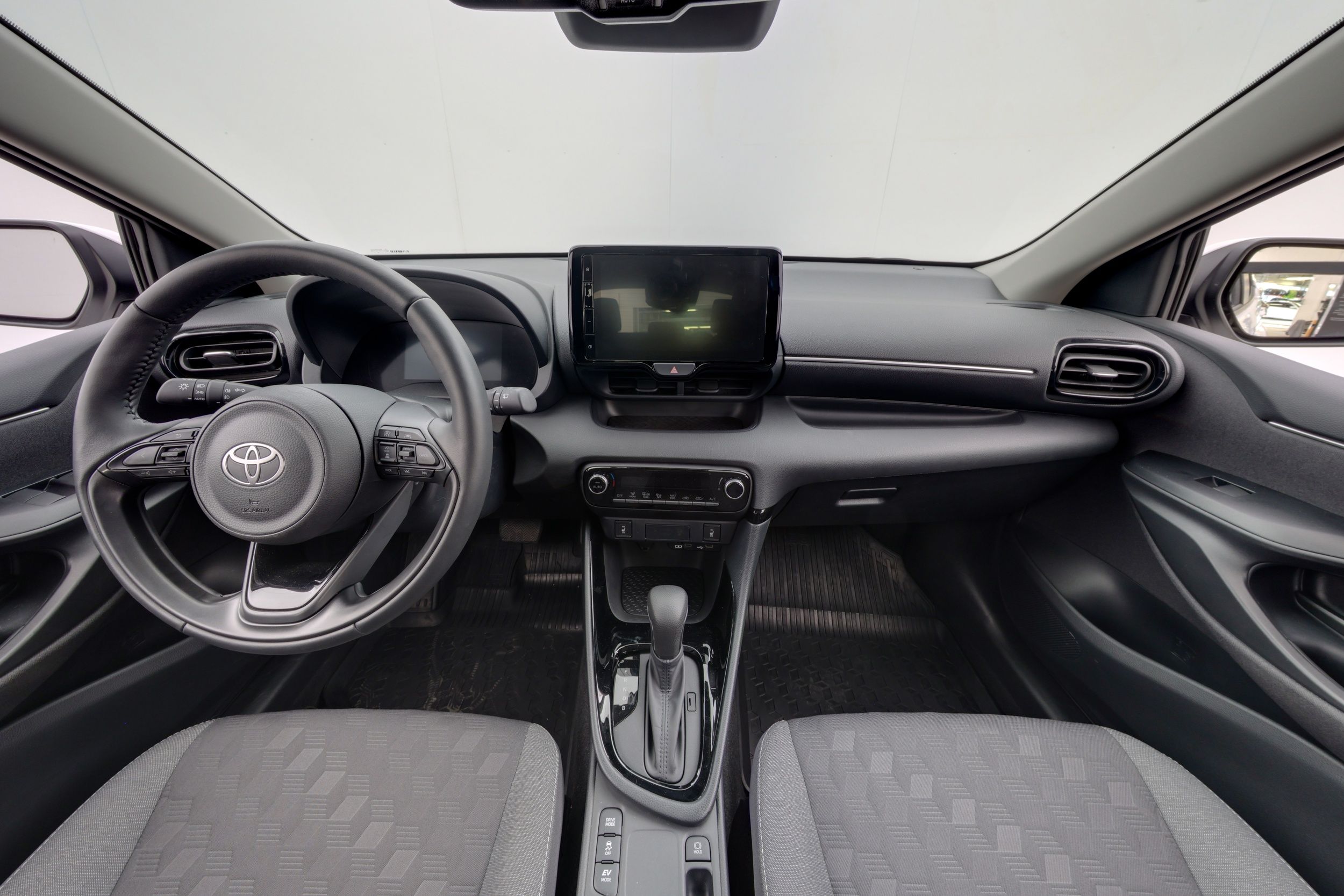 Toyota Yaris 1,5 Hybrid Style 2025, kuva 7/21