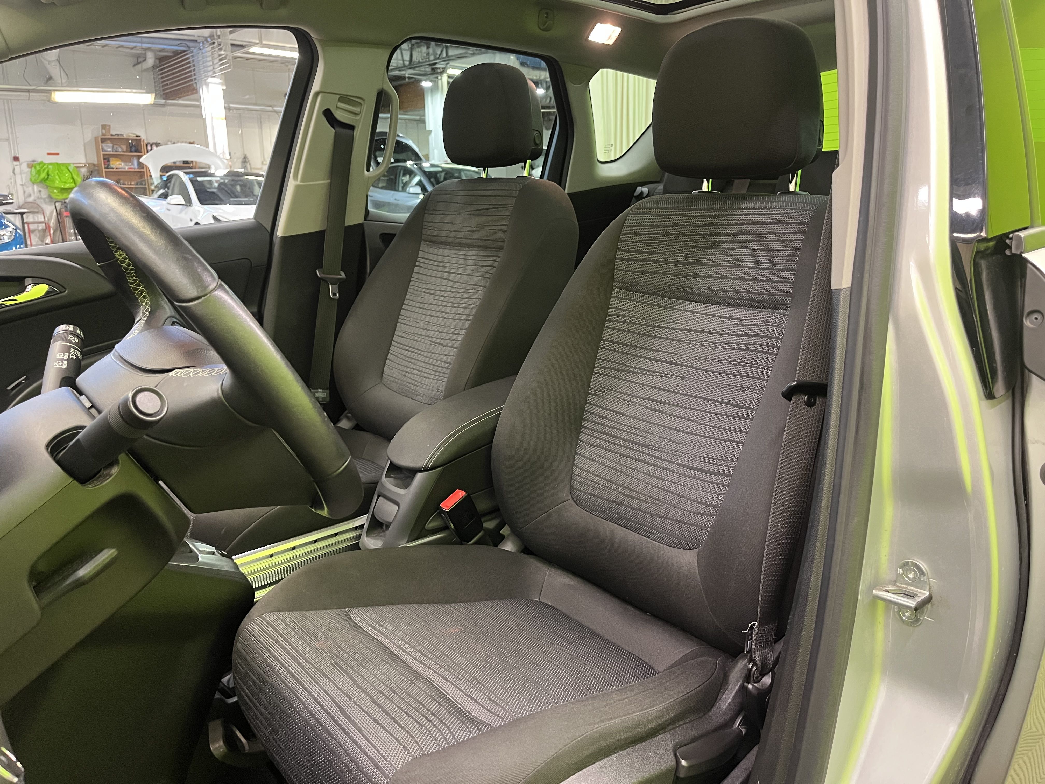 Opel Meriva 2015, photo 5/9
