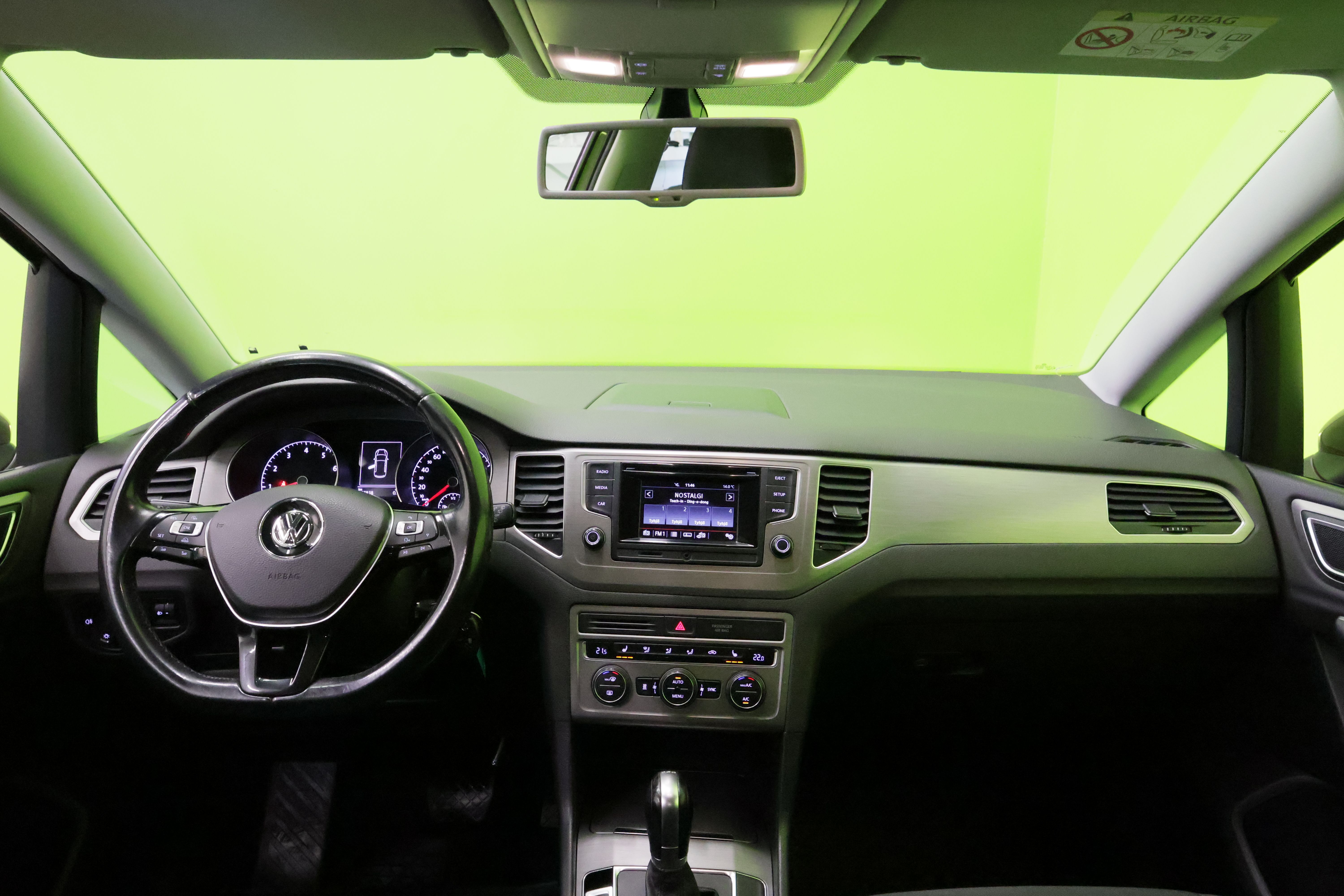 Volkswagen Golf Sportsvan 2016, kuva 7/21