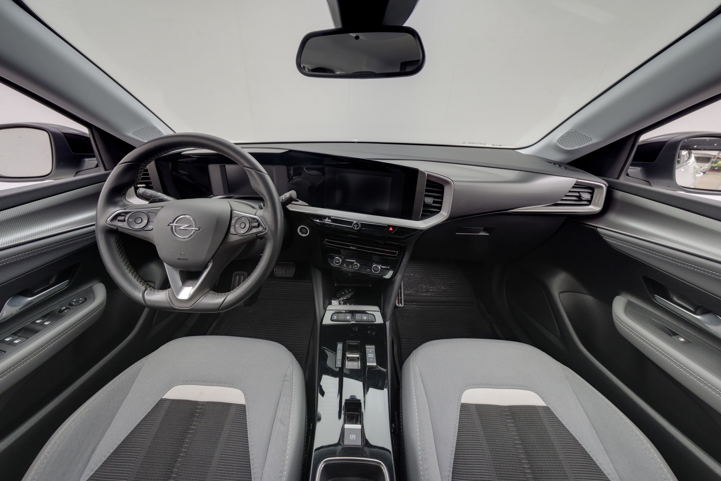 Opel Mokka Innovation Plus 130 Turbo A 2022, kuva 7/27