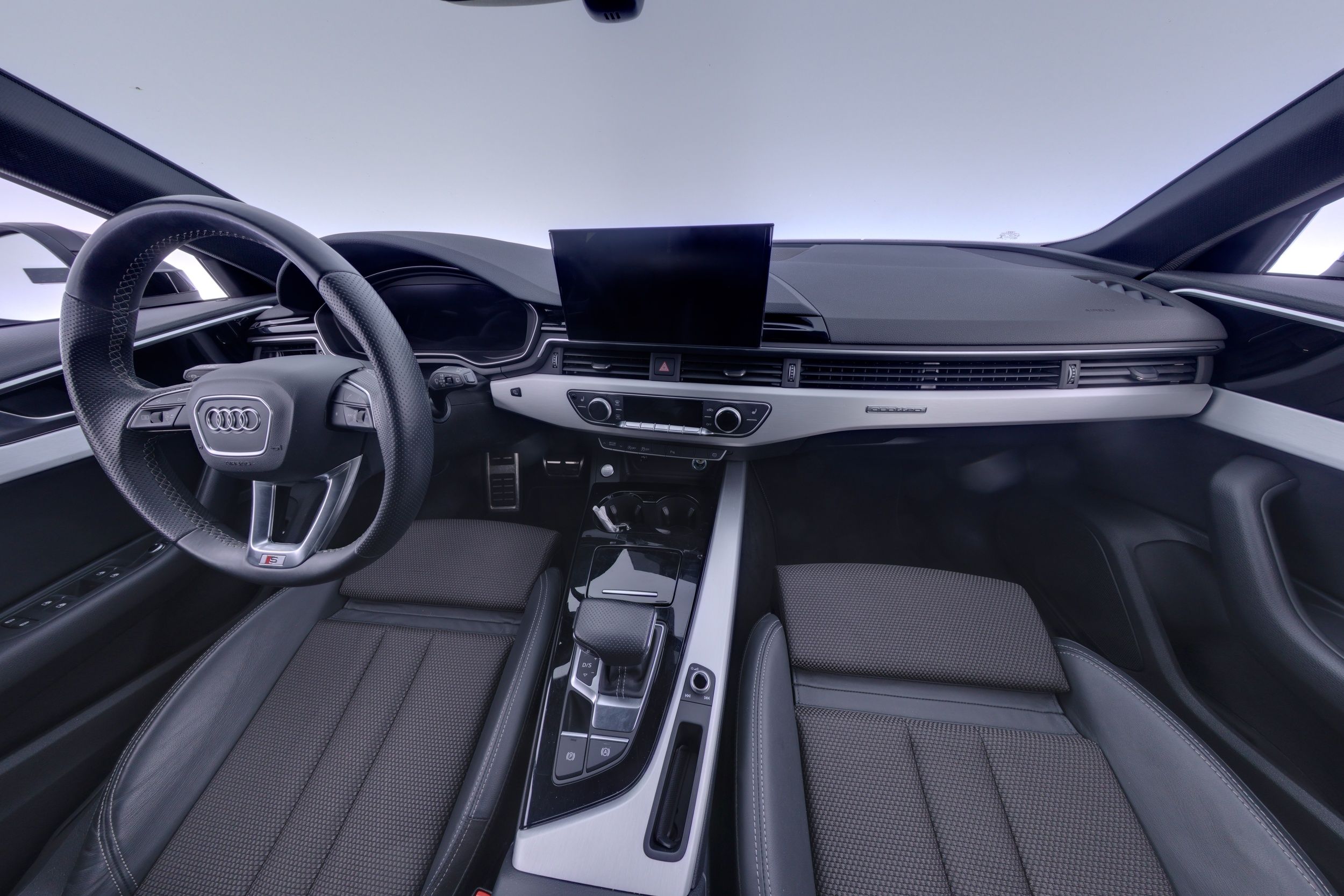 Audi A4 2022, bild 7/28