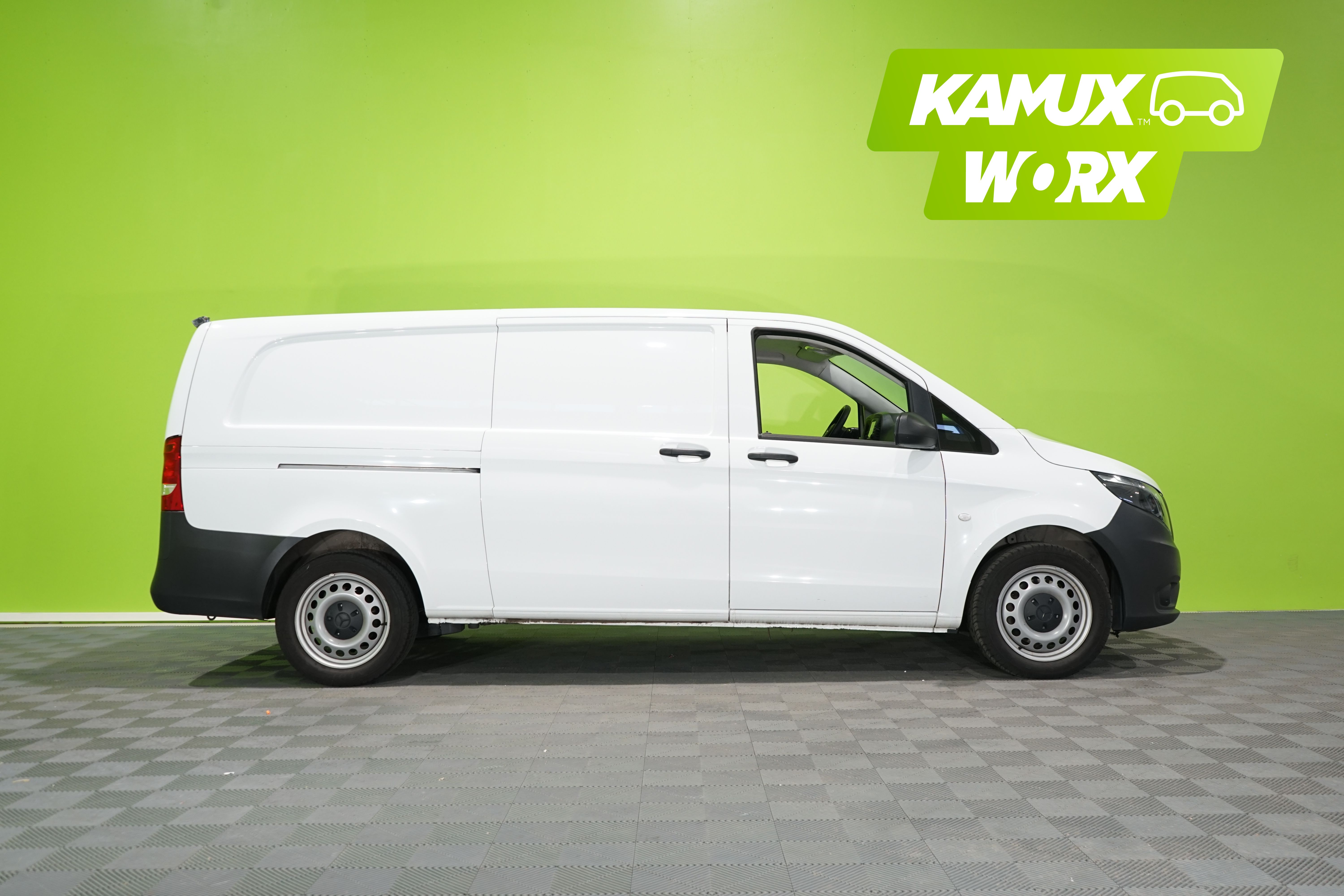 Mercedes-Benz Vito 2023, photo 2/23