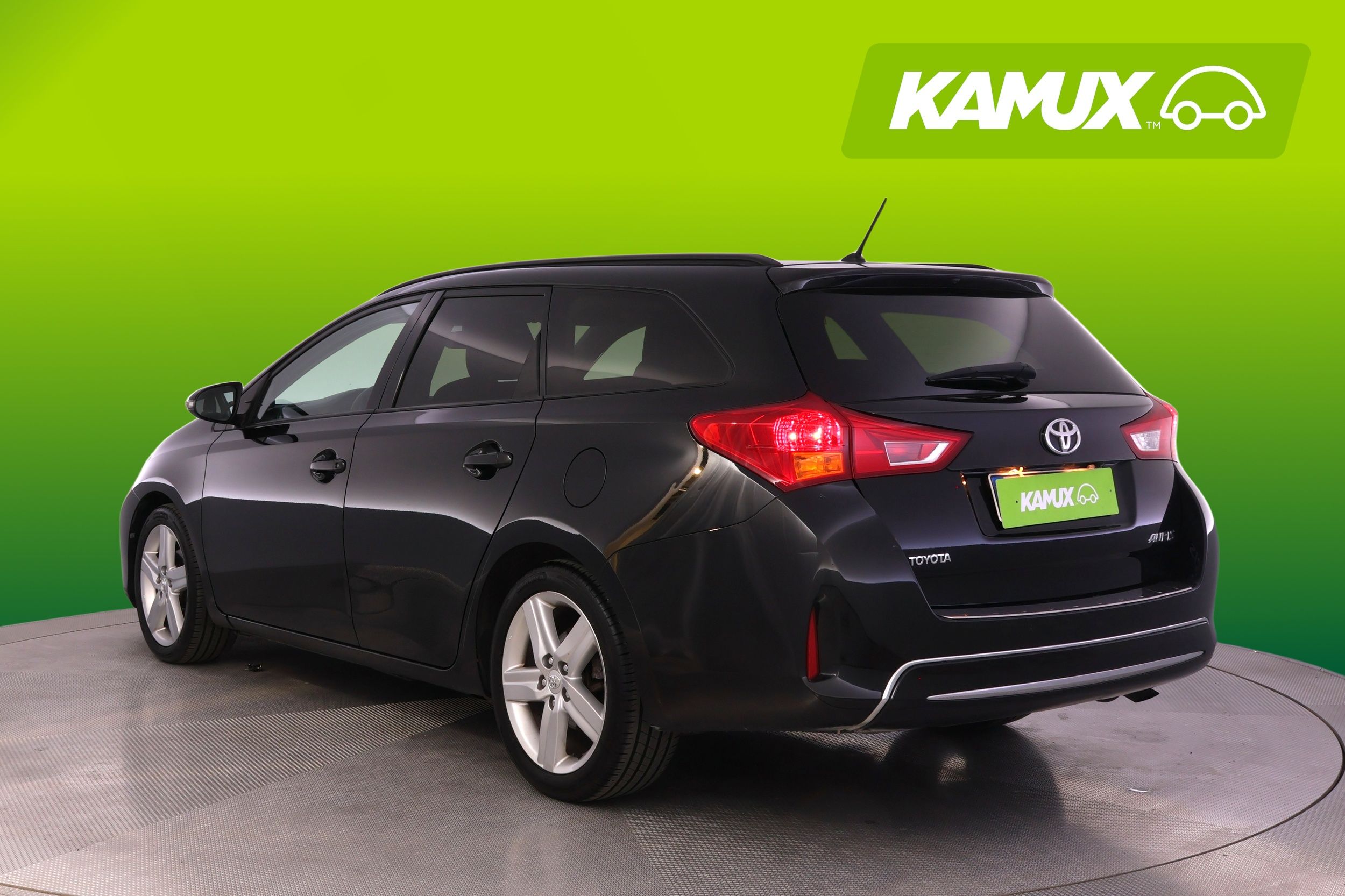 Toyota Auris 2013, kuva 4/31