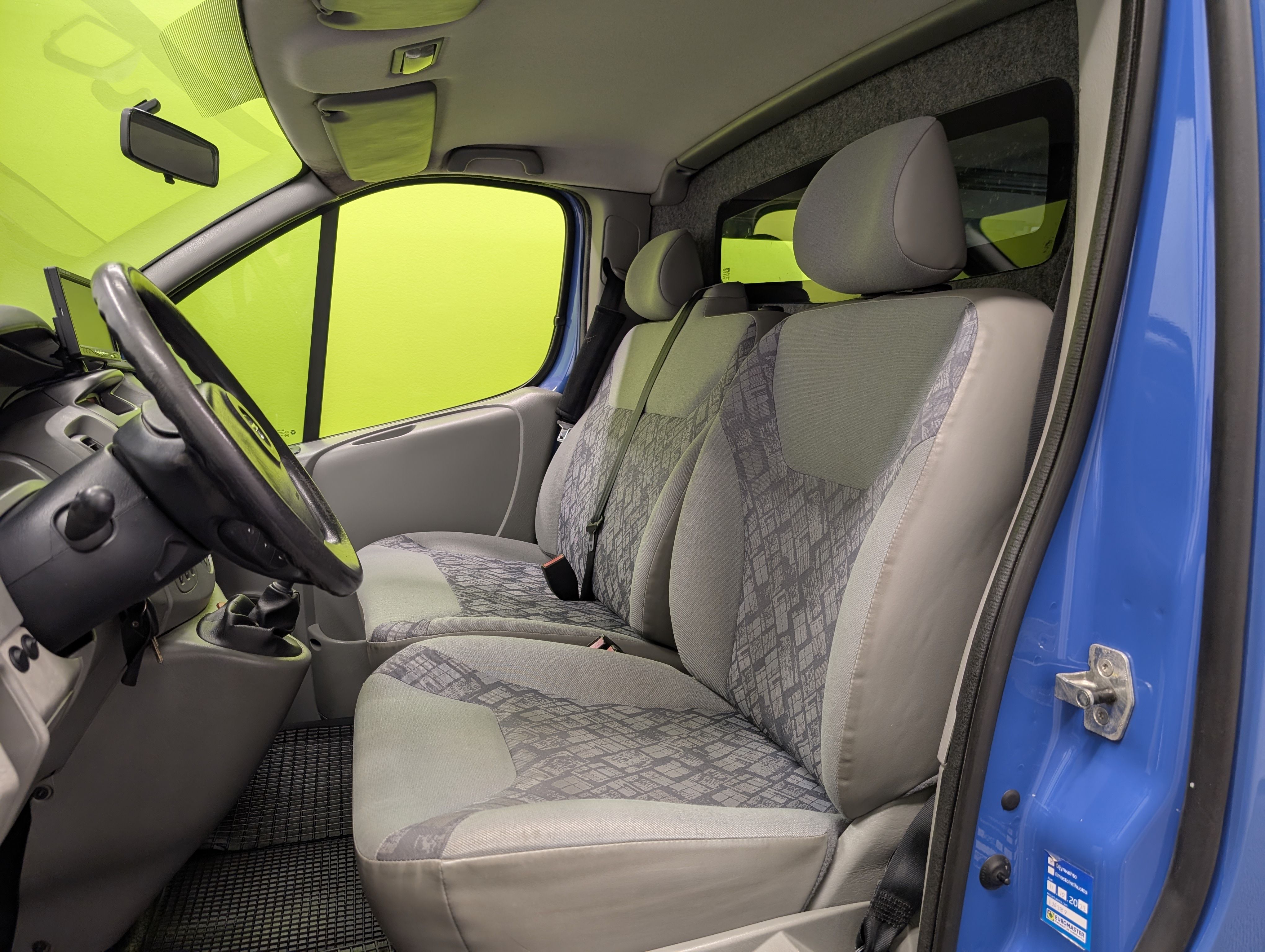 Opel Vivaro Van L2H2 2,0 CDTI 84kW MT6 2010, photo 7/16