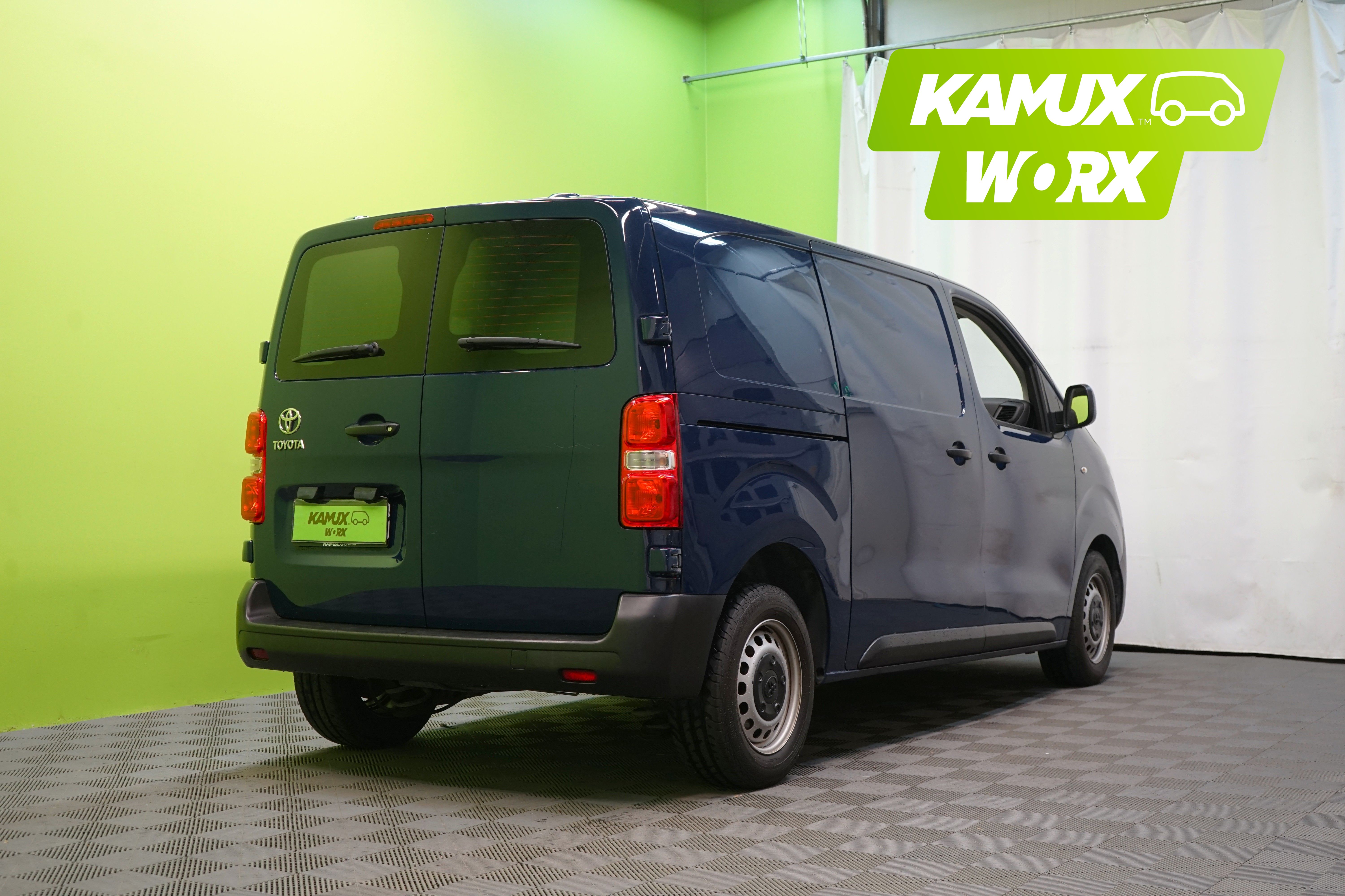 Toyota Proace L1 1,6 D 95 5-ovinen 2017, kuva 3/25