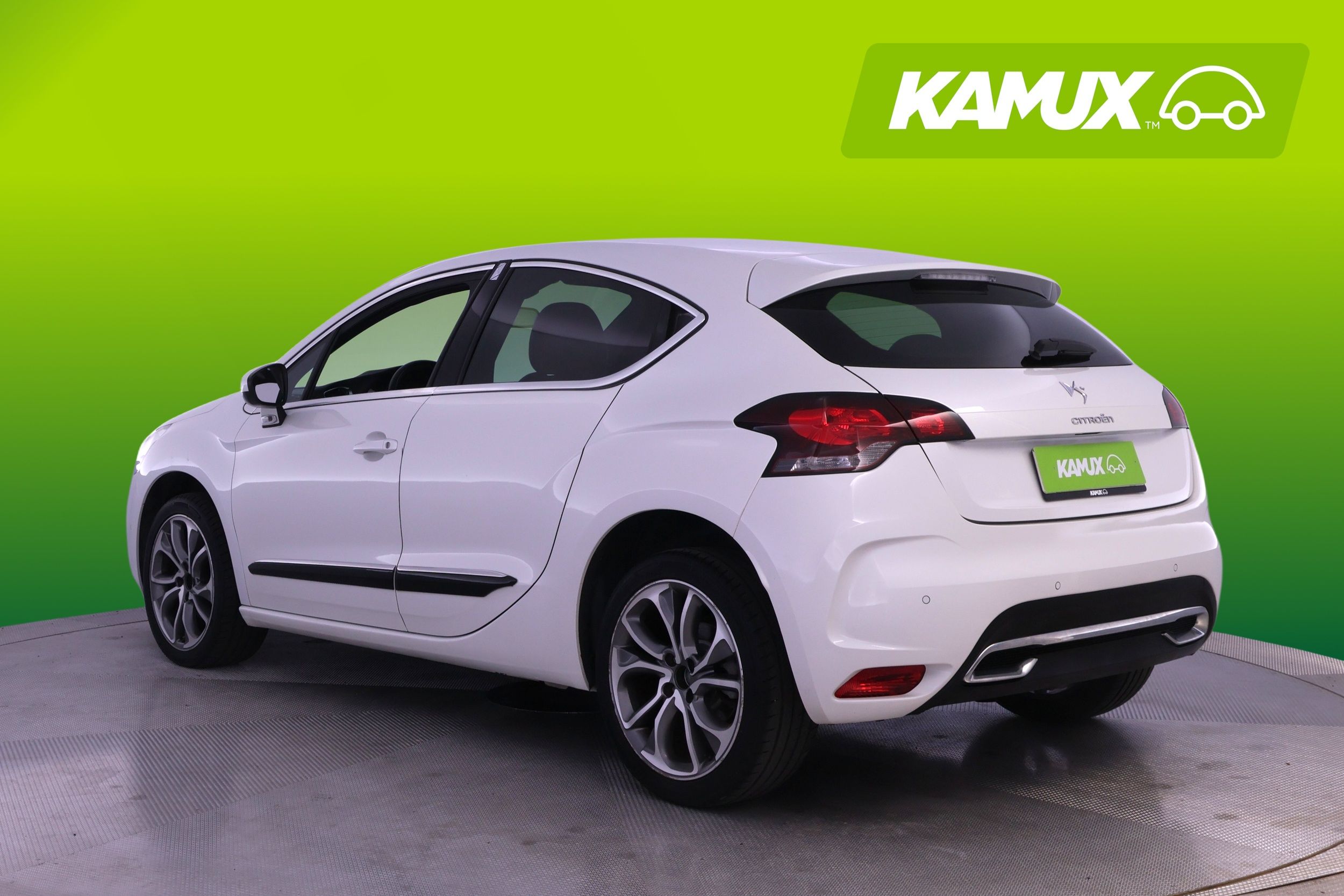 Citroen DS4 VTi 120 So Chic 2013, photo 4/20