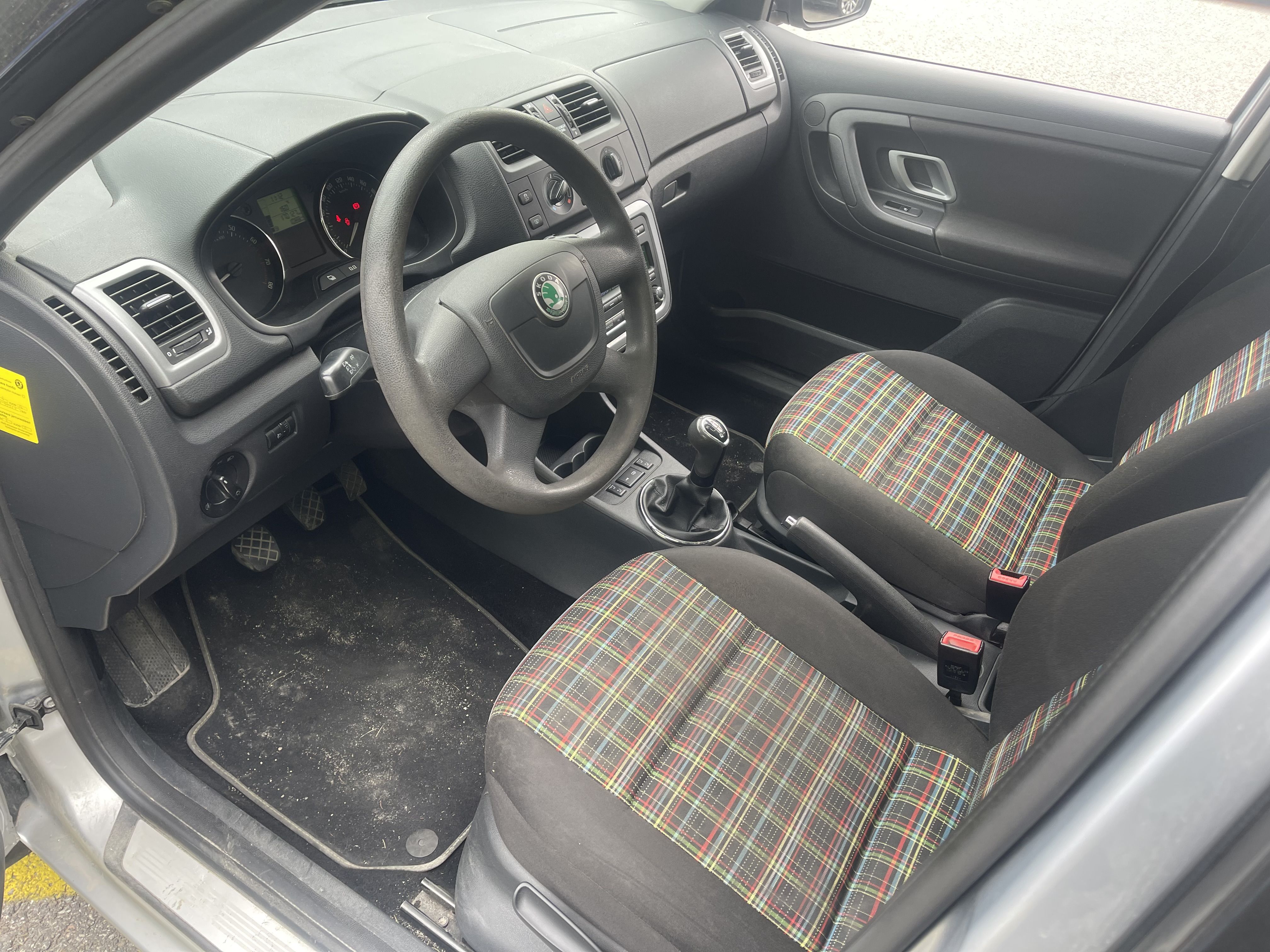 Skoda Fabia 1,2 TSI 85 Style 2013, kuva 4/5