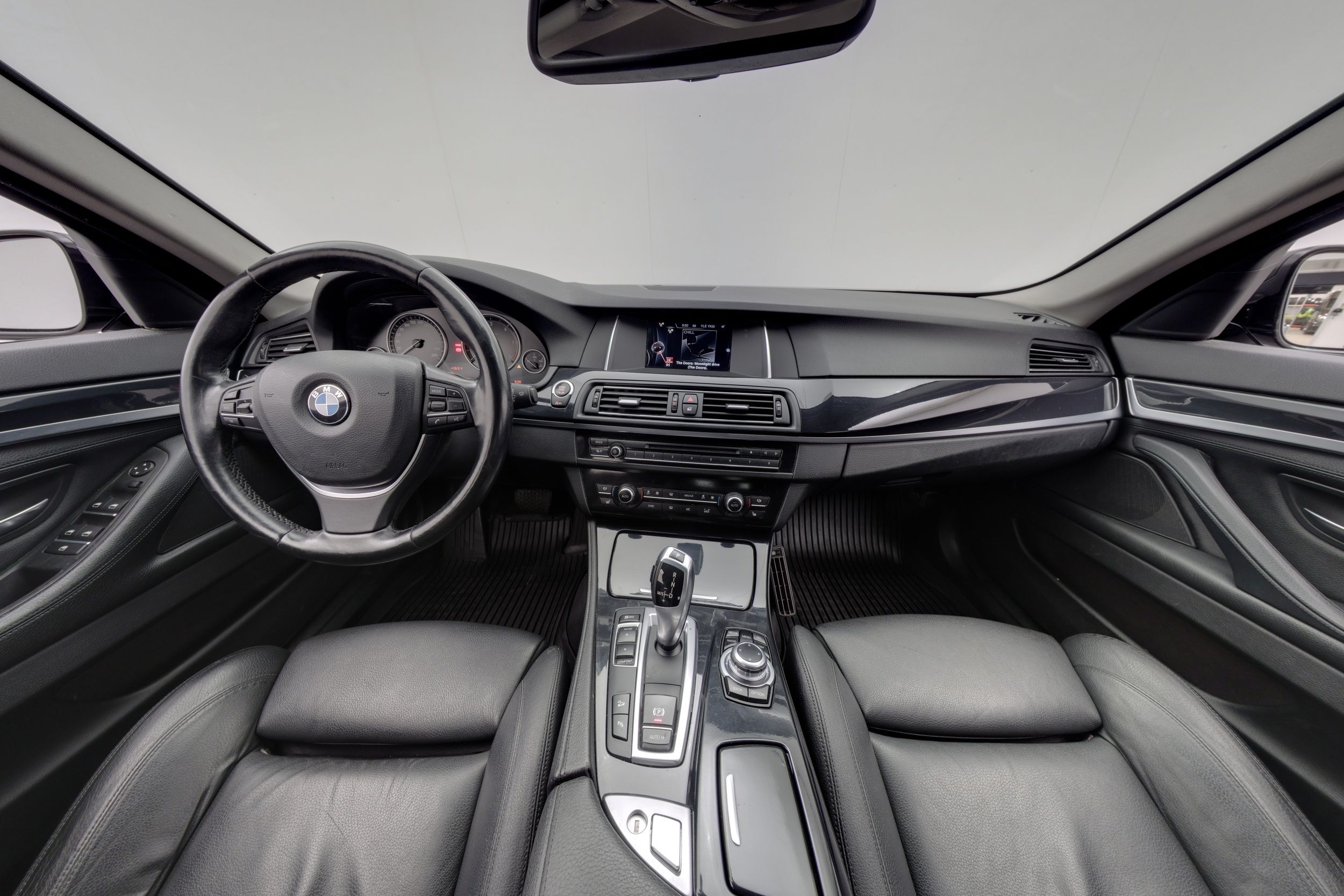 BMW 520 2016, kuva 7/33