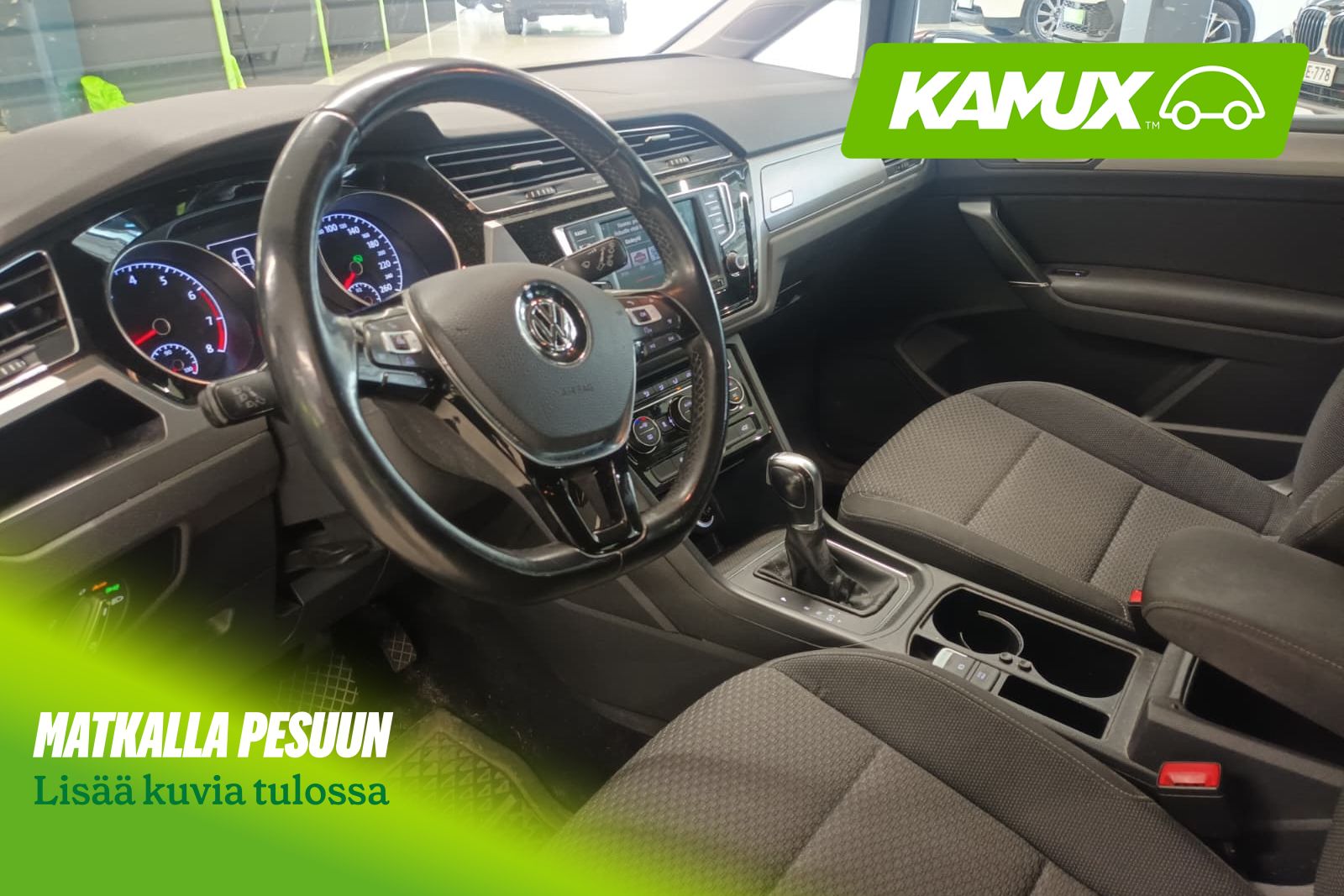 Volkswagen Touran 2015, photo 8/8
