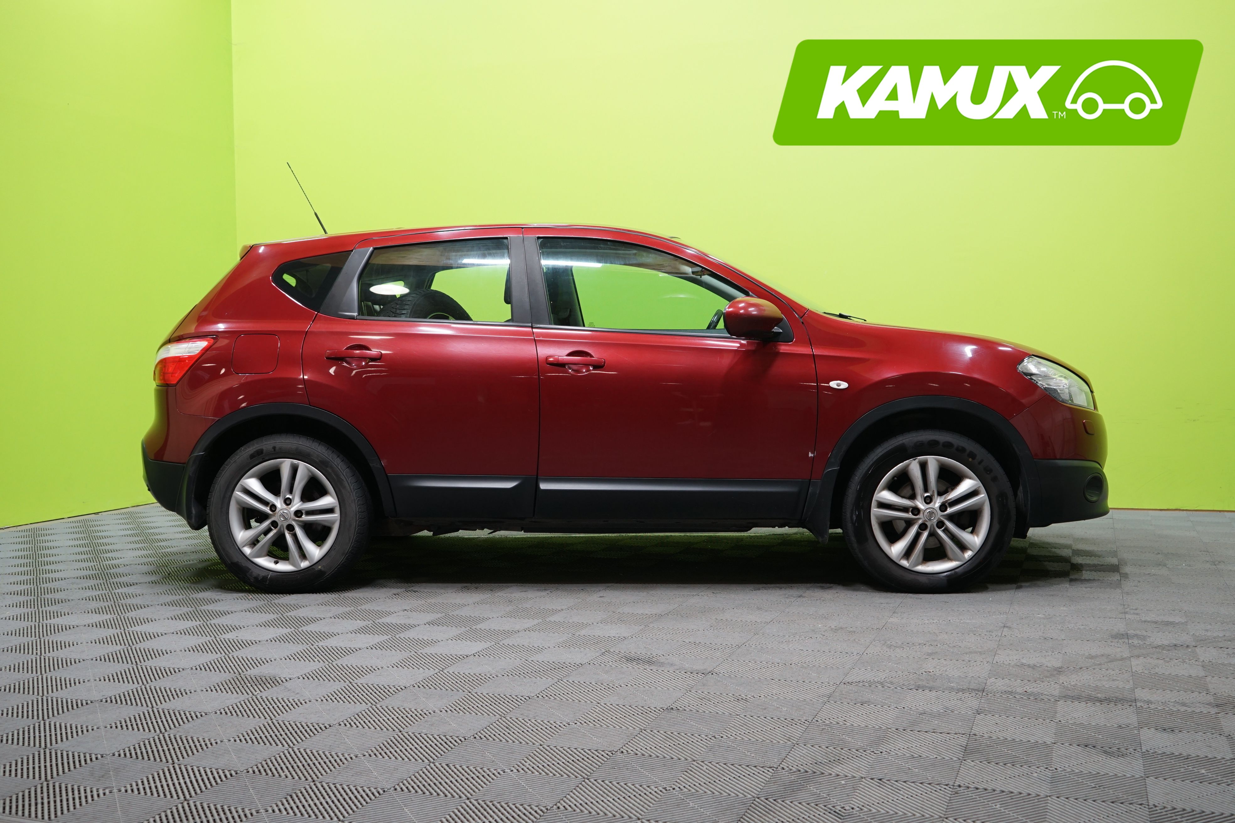 Nissan Qashqai 2011, kuva 2/18