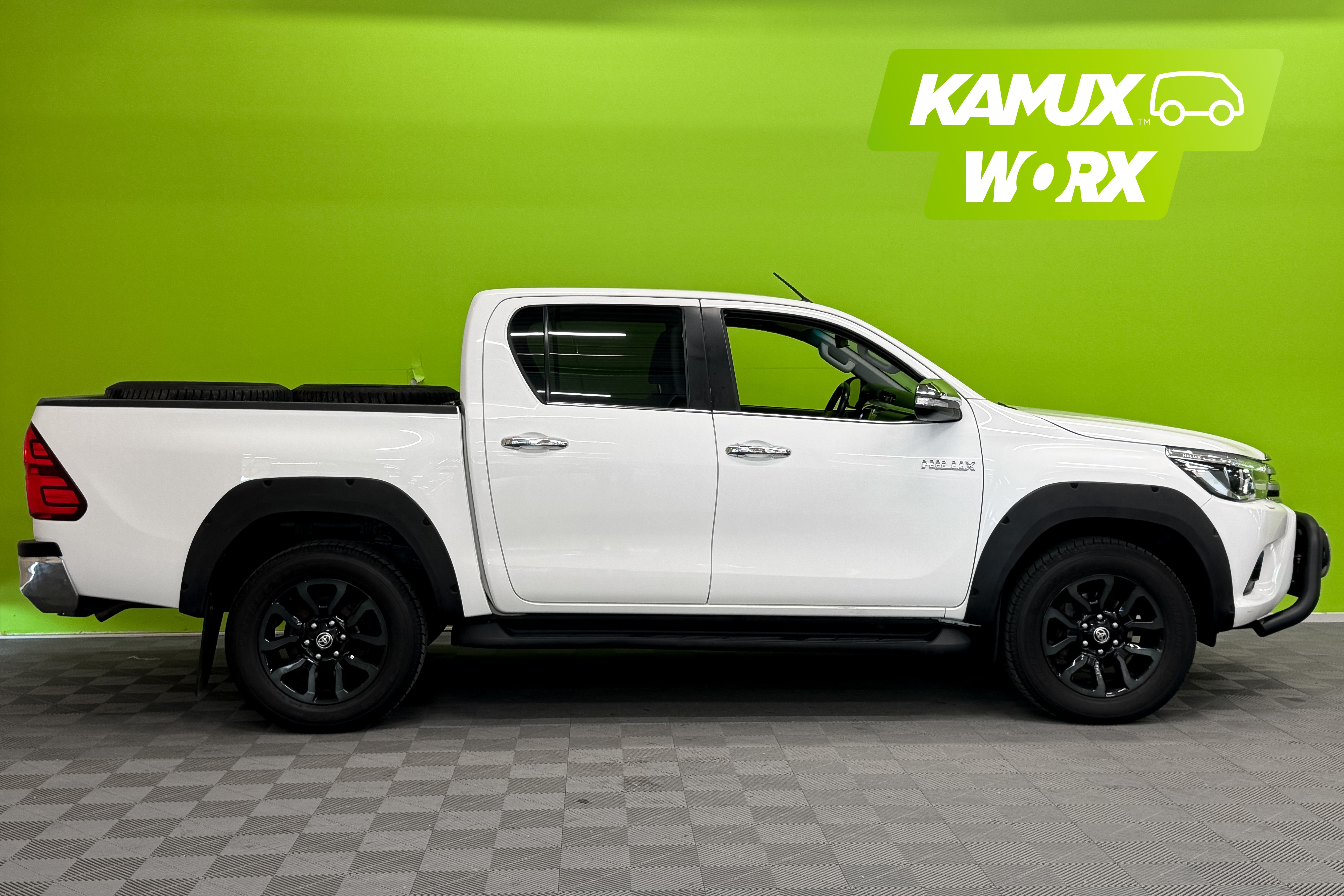 Toyota Hilux 2017, kuva 2/21