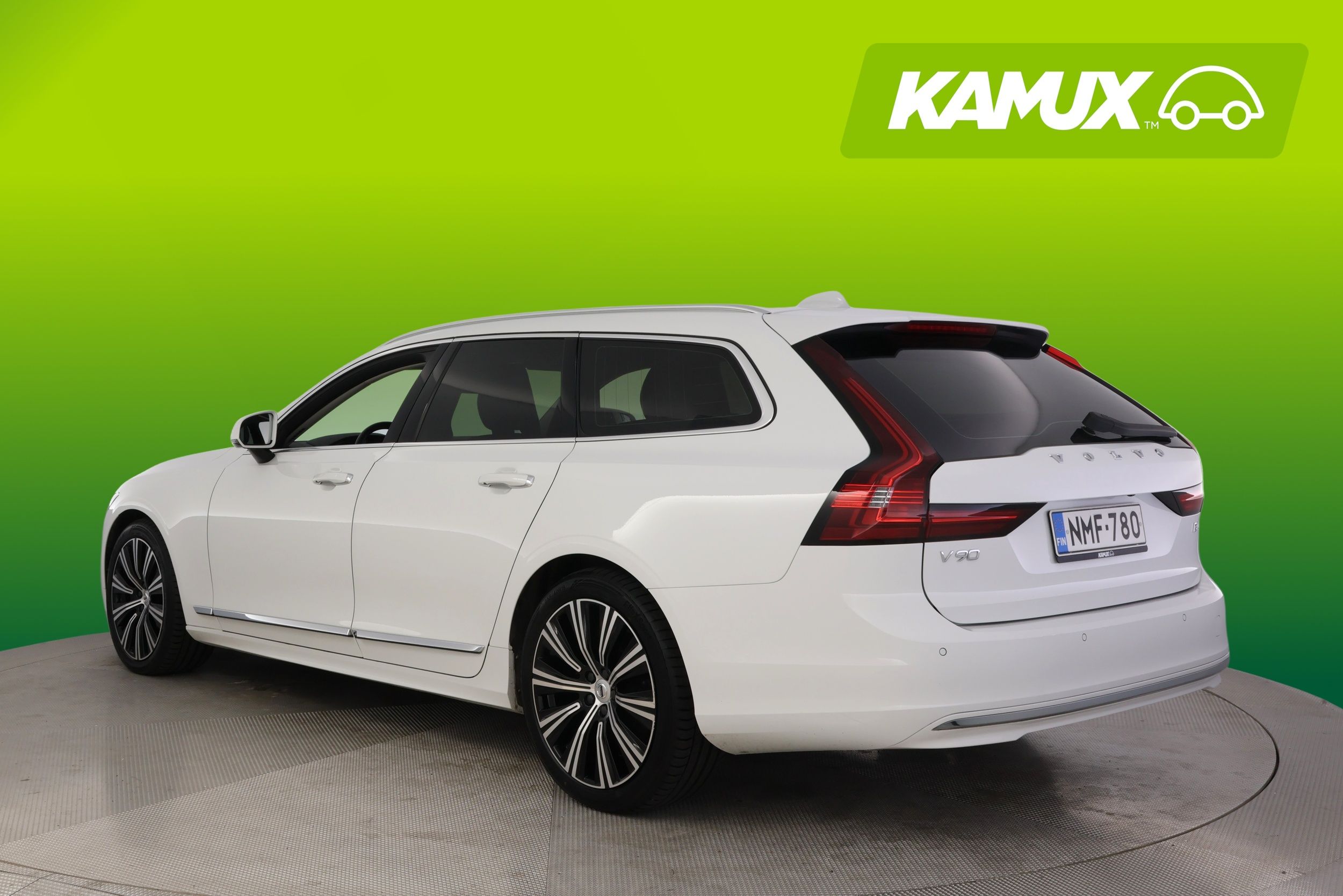 Volvo V90 2021, kuva 4/24