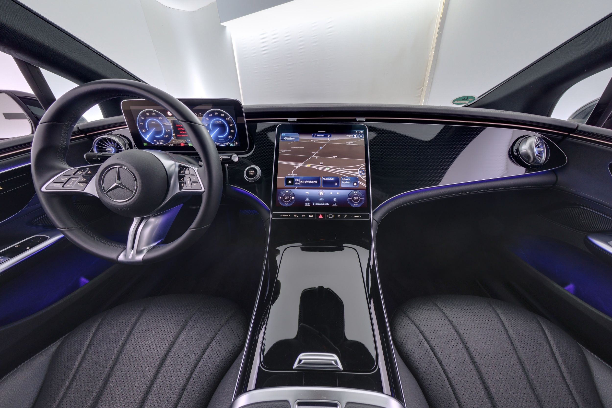 Mercedes-Benz EQE 300 AMG 2024, kuva 7/25