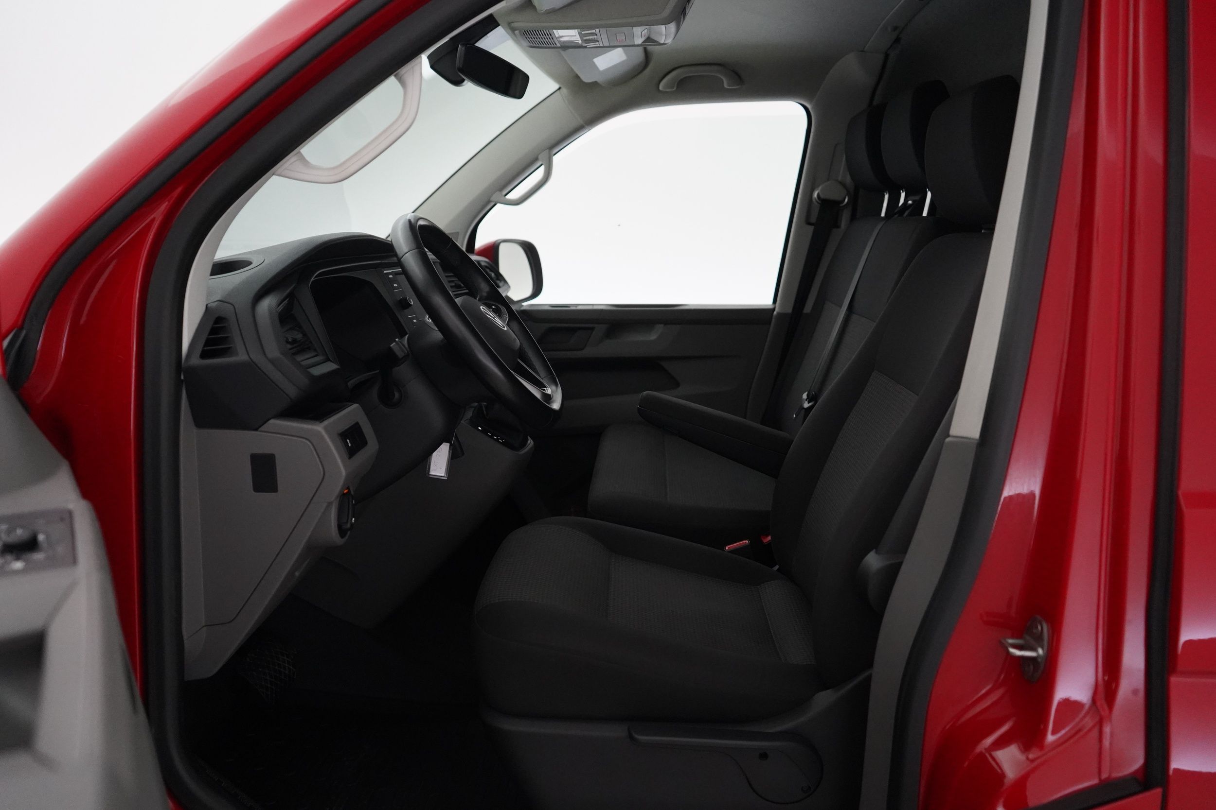 Volkswagen Transporter 2021, kuva 7/20