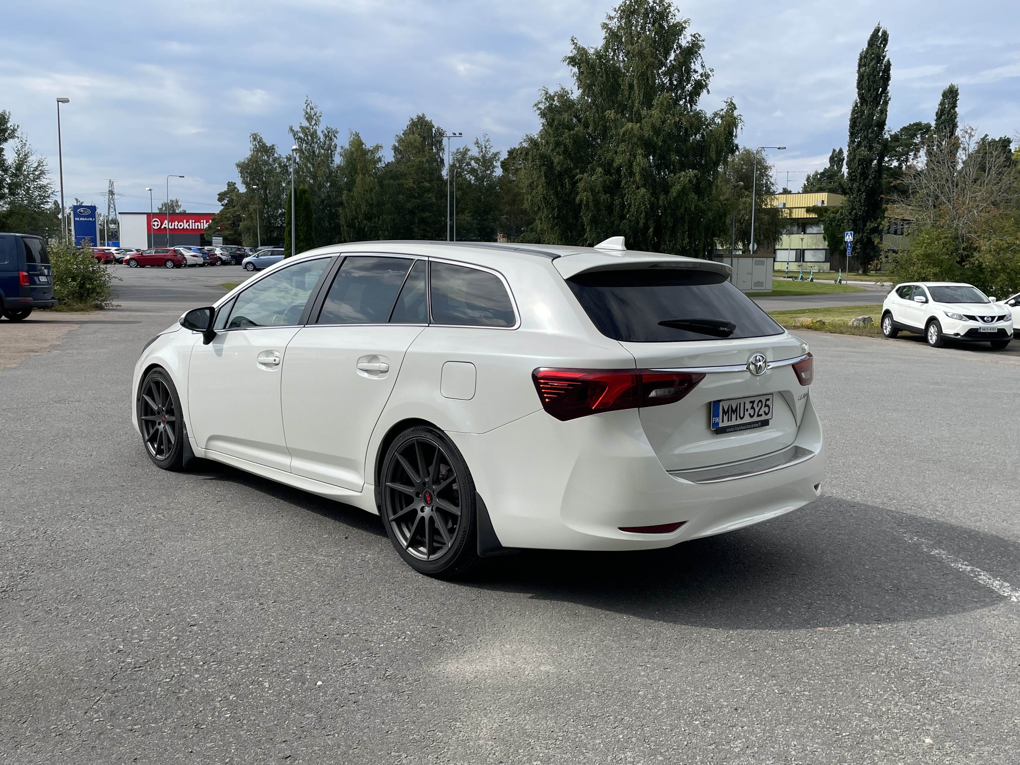 Toyota Avensis 2017, kuva 3/6