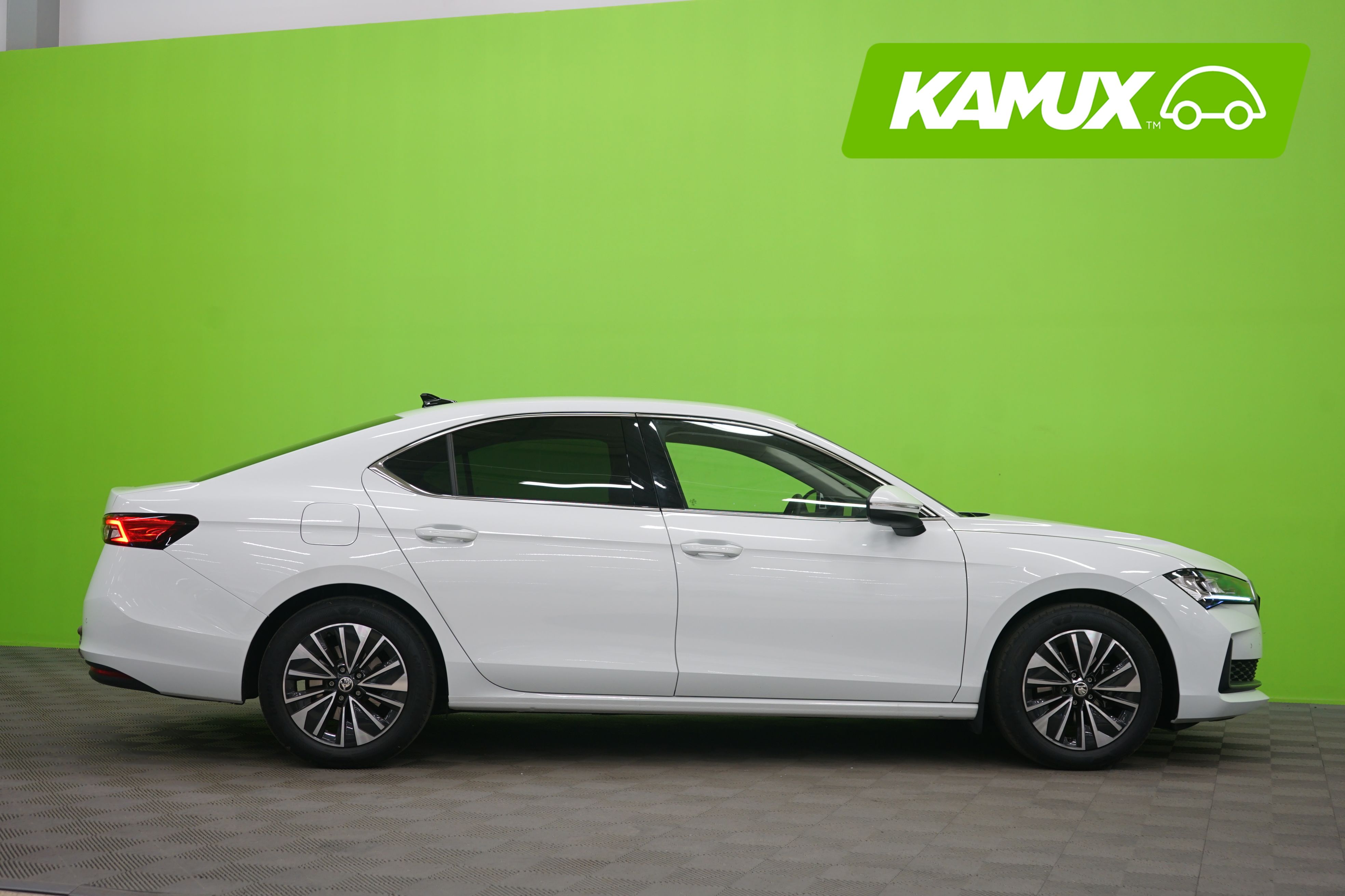 Skoda Superb 2025, kuva 2/25