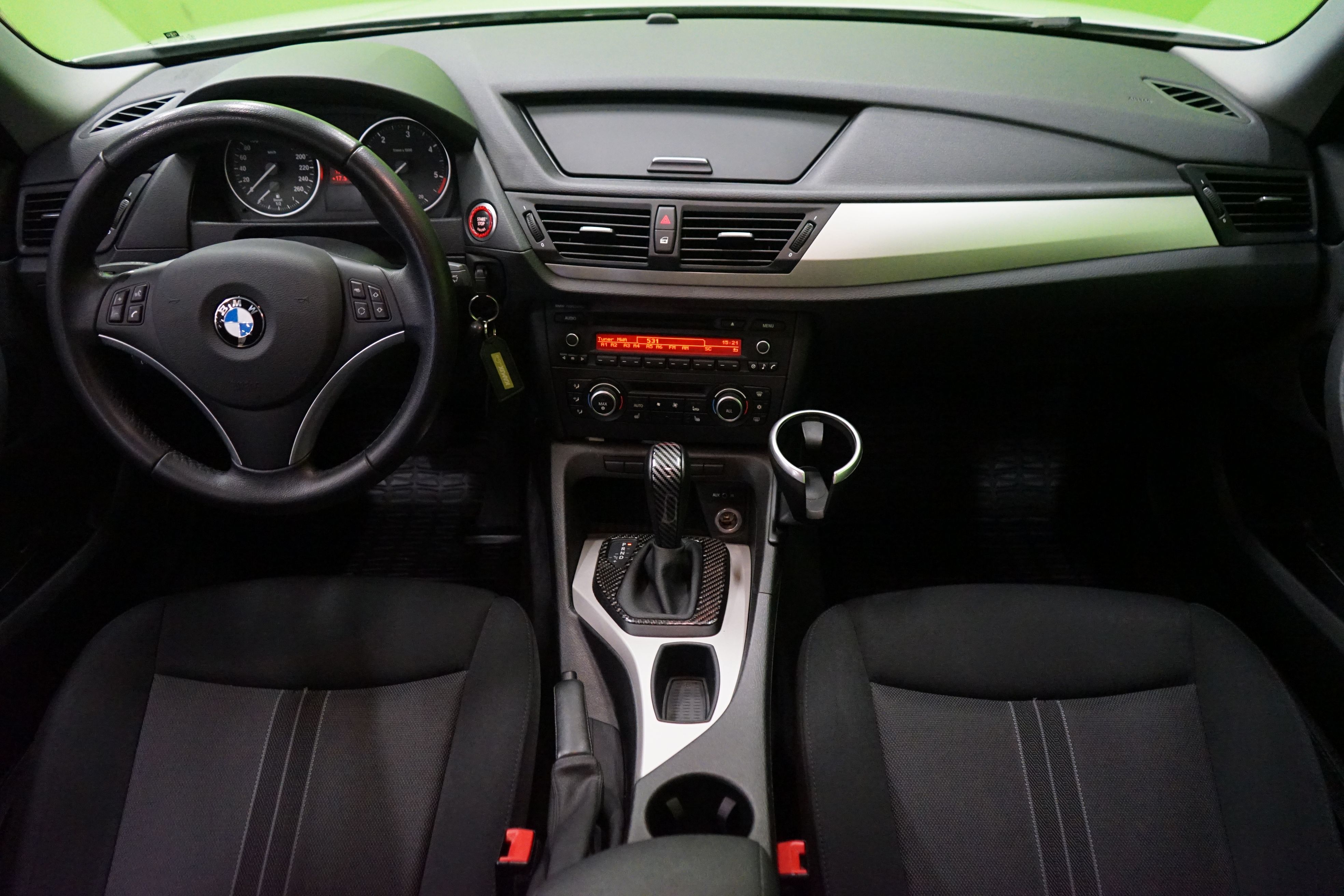 BMW X1 A E84 SAV Business 2011, kuva 6/15