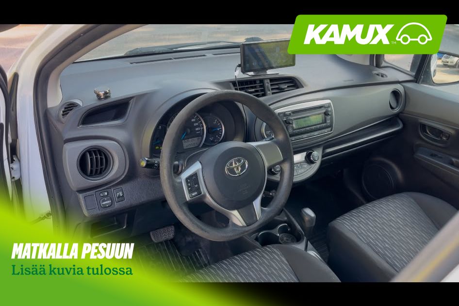 Toyota Yaris Hybrid Life 5ov 2014, kuva 3/3