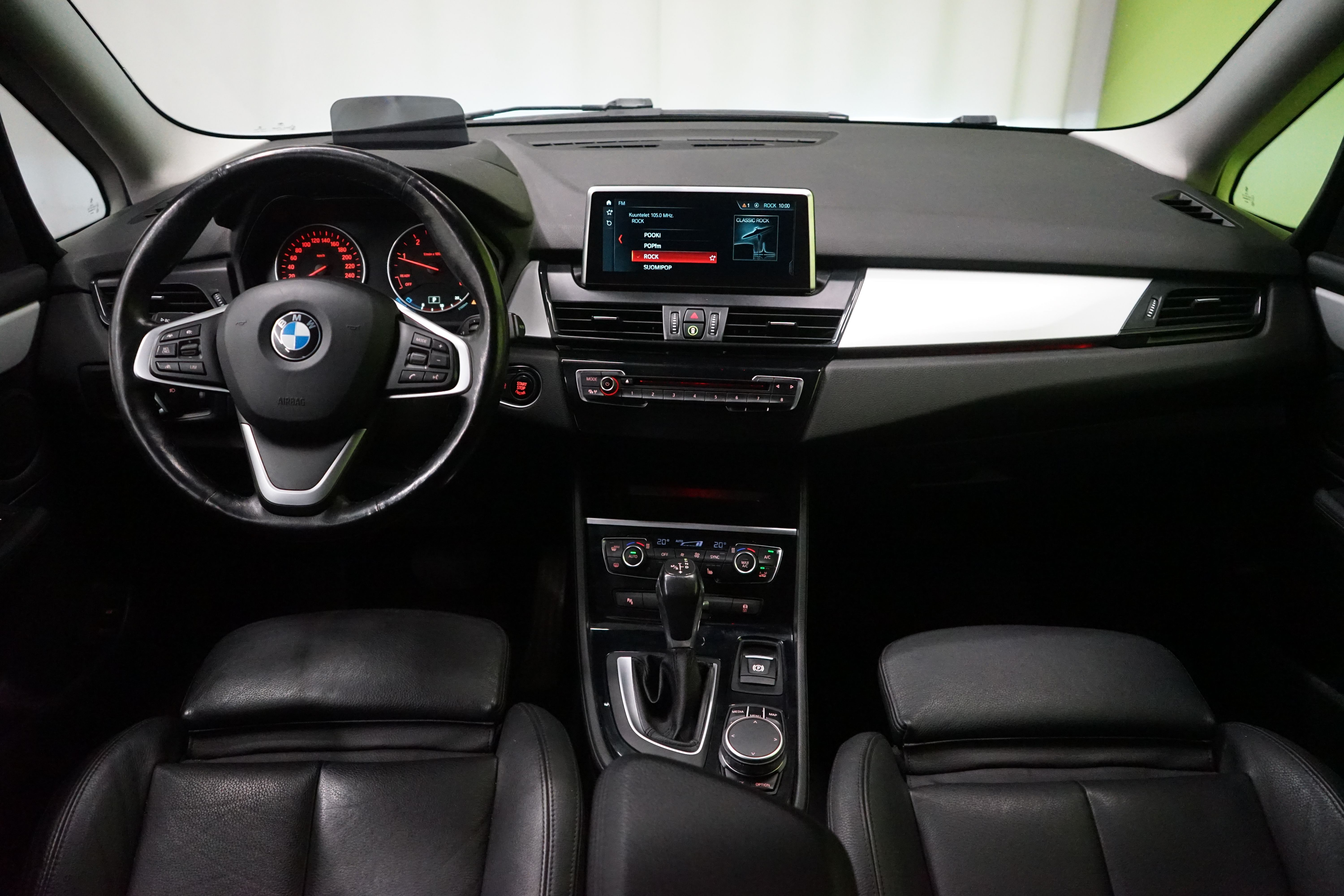 BMW 220 2018, photo 6/21