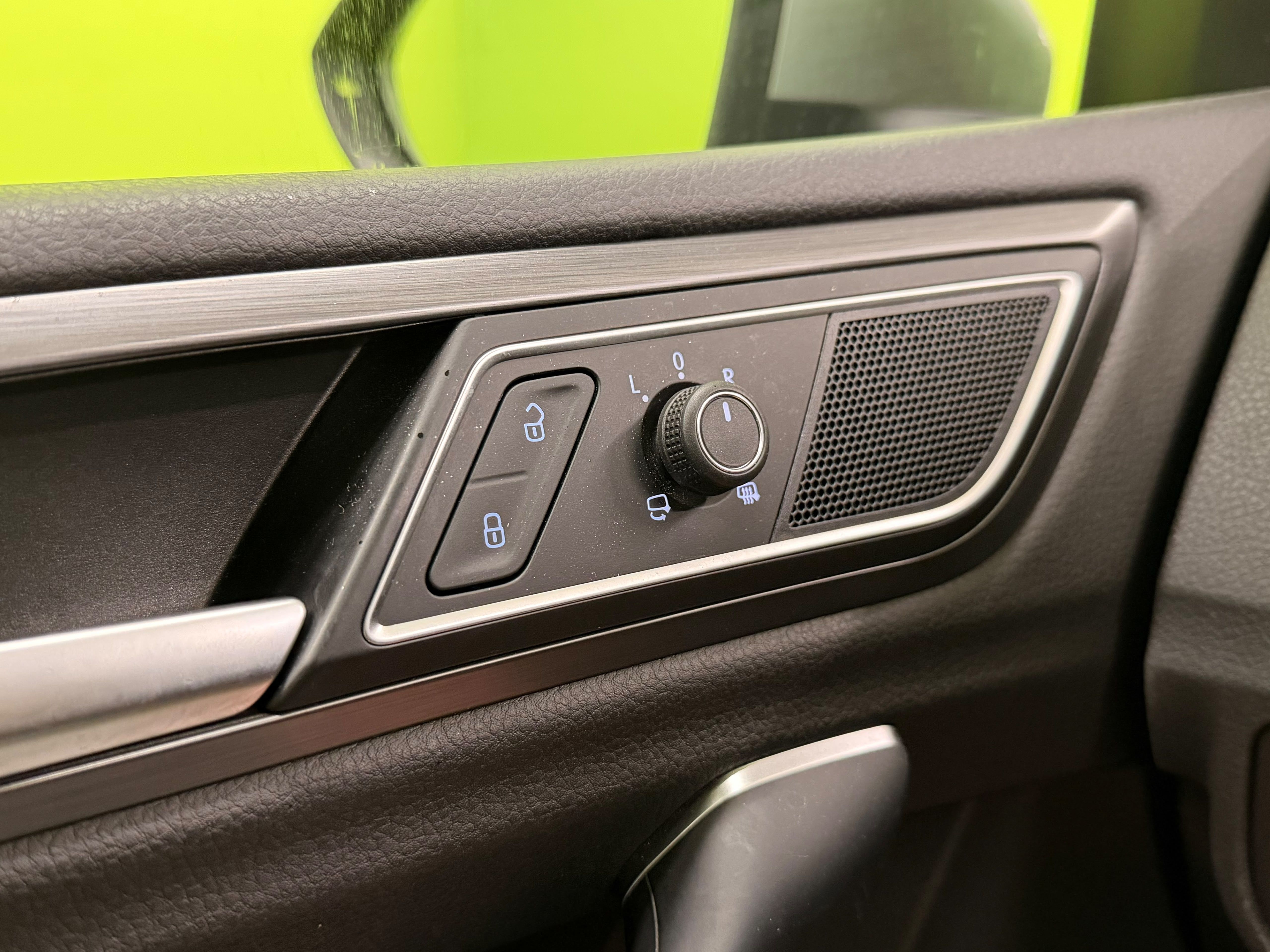 Volkswagen Golf Sportsvan 2020, photo 7/15