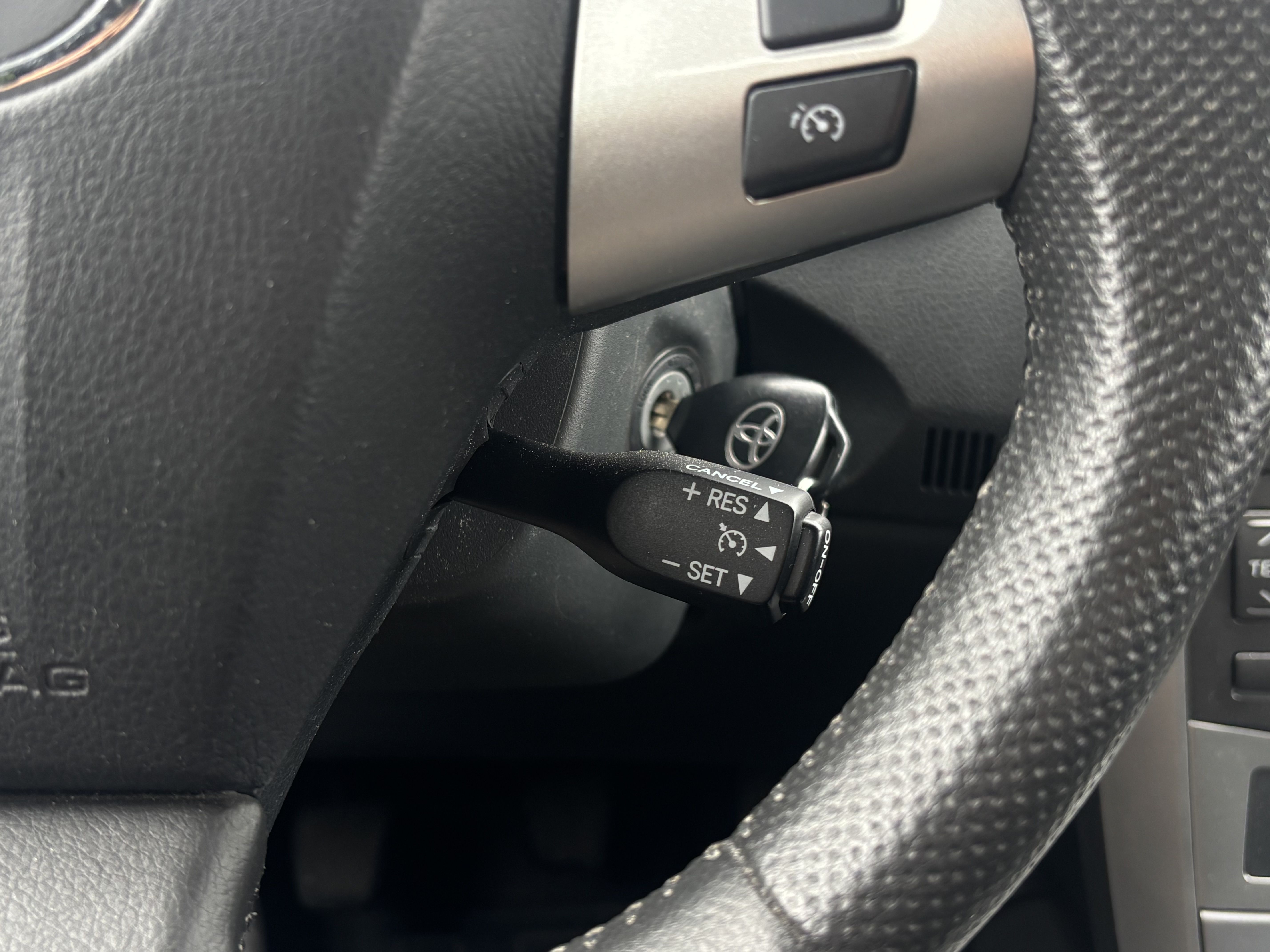 Toyota Corolla 2012, photo 6/6