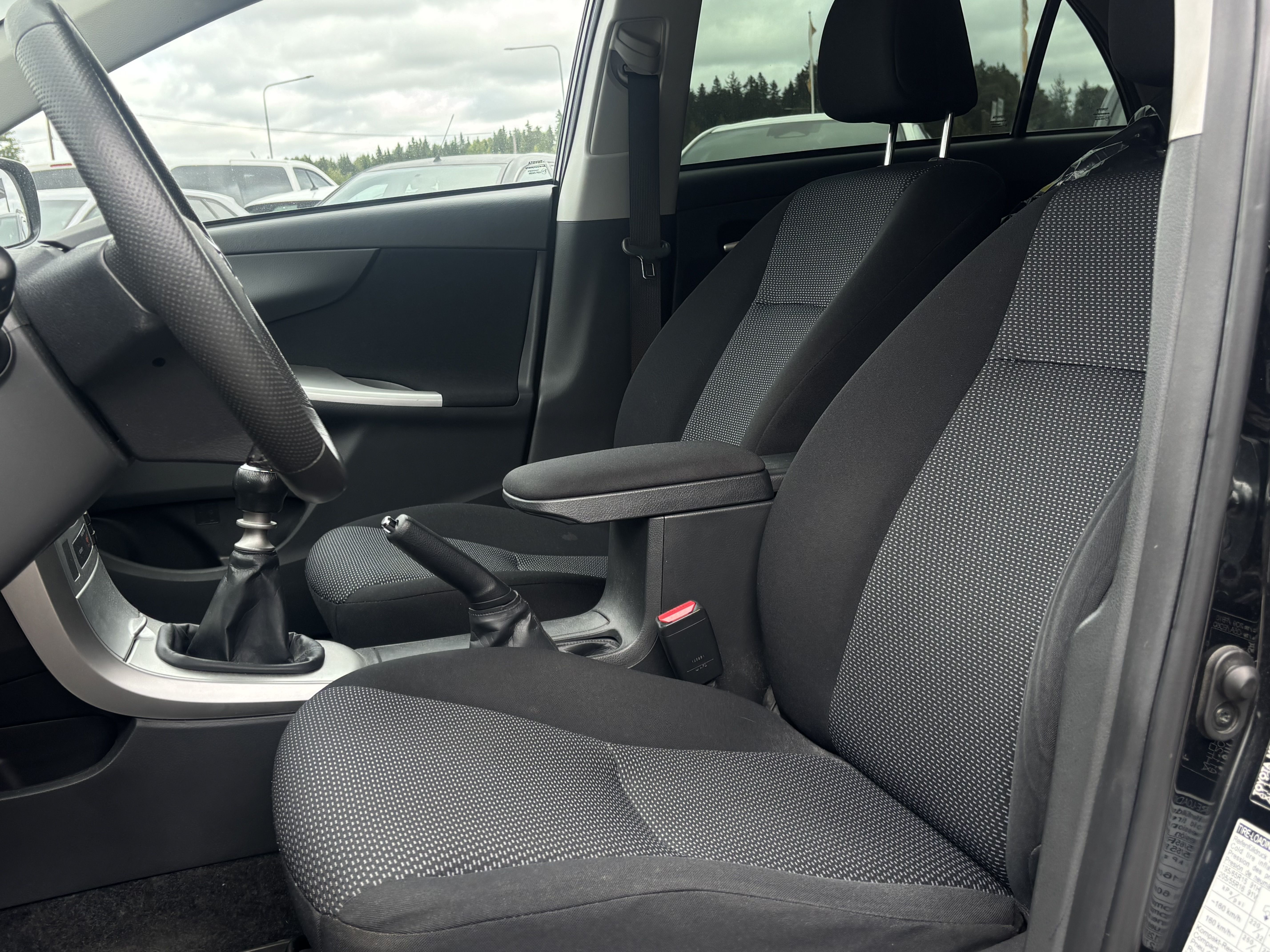 Toyota Corolla 2012, photo 4/6