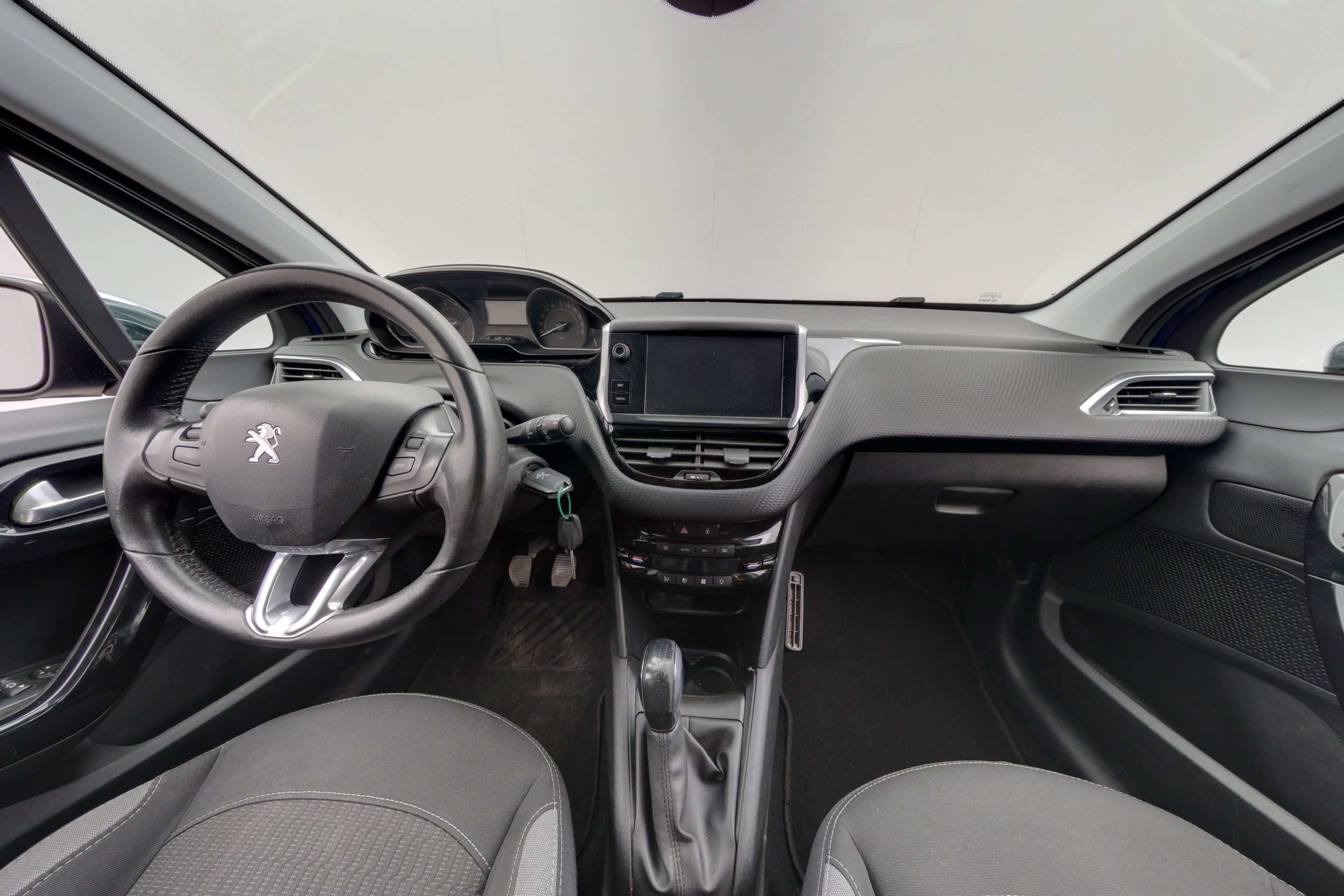 Peugeot 208 Style VTi 82 5-ov 2016, kuva 7/15