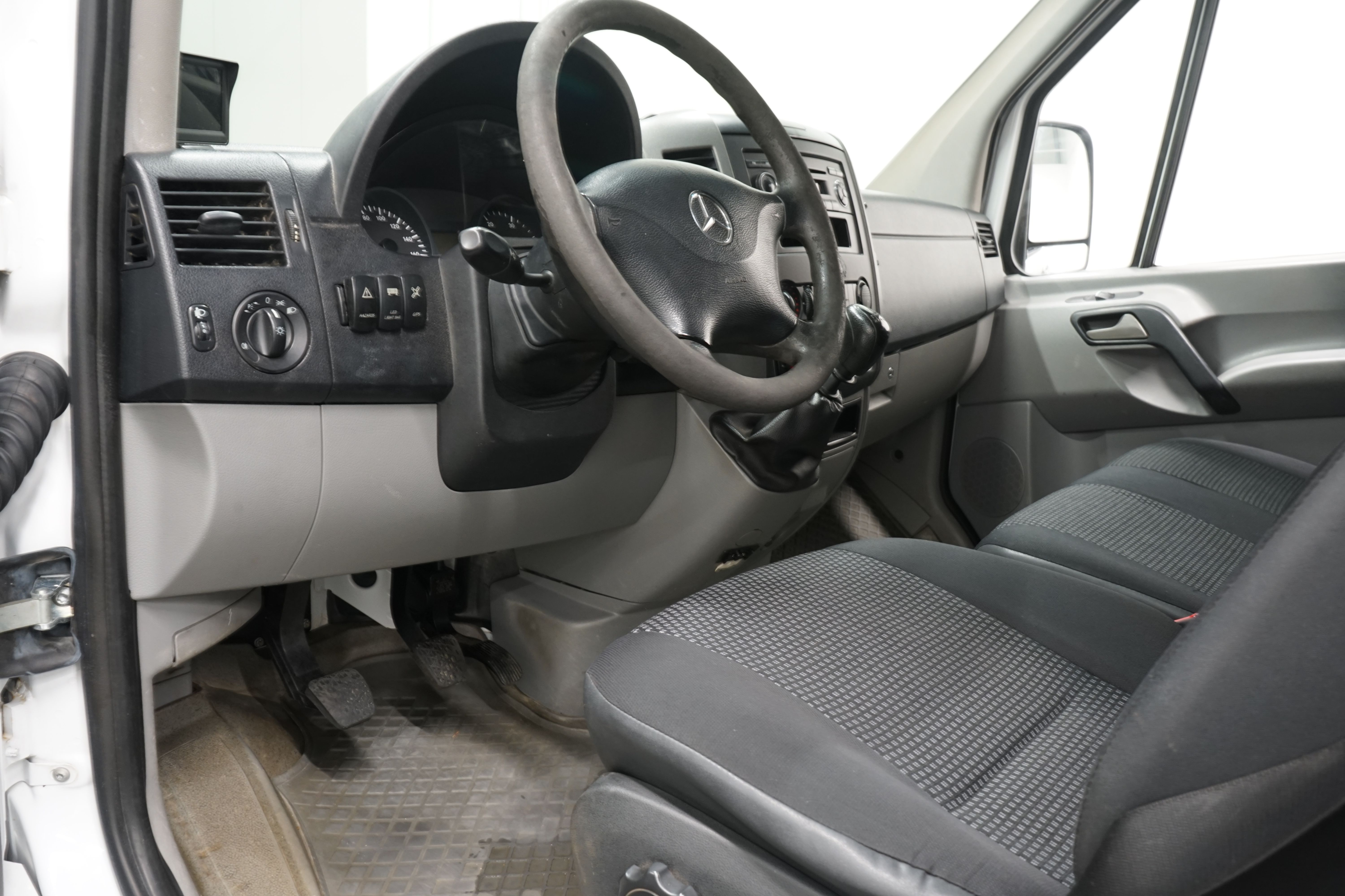 Mercedes-Benz Sprinter 2010, kuva 6/17