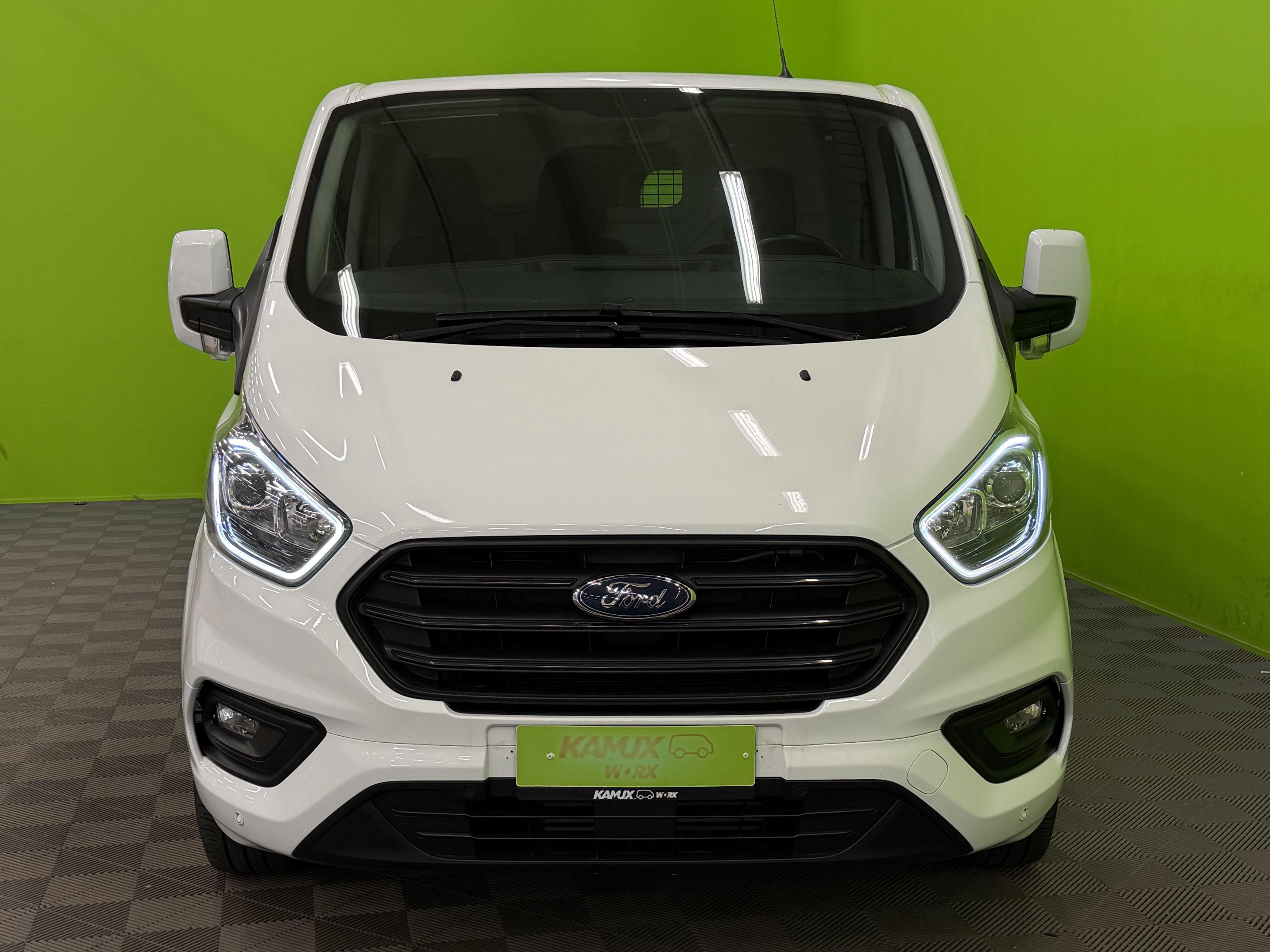 Ford Transit Custom 2020, photo 2/28