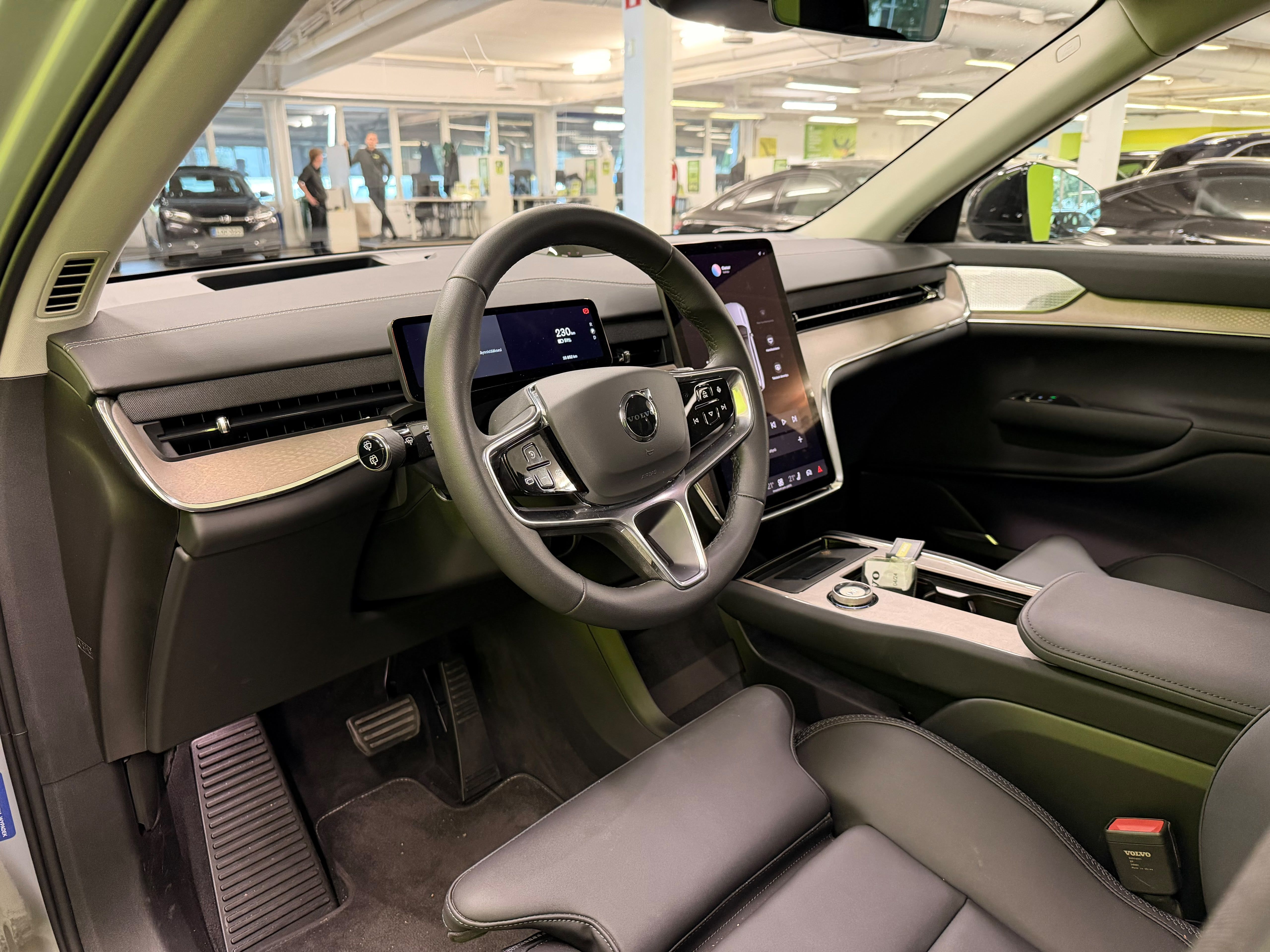 Volvo EX90 Twin Motor Ultra AWD 2025, kuva 4/17