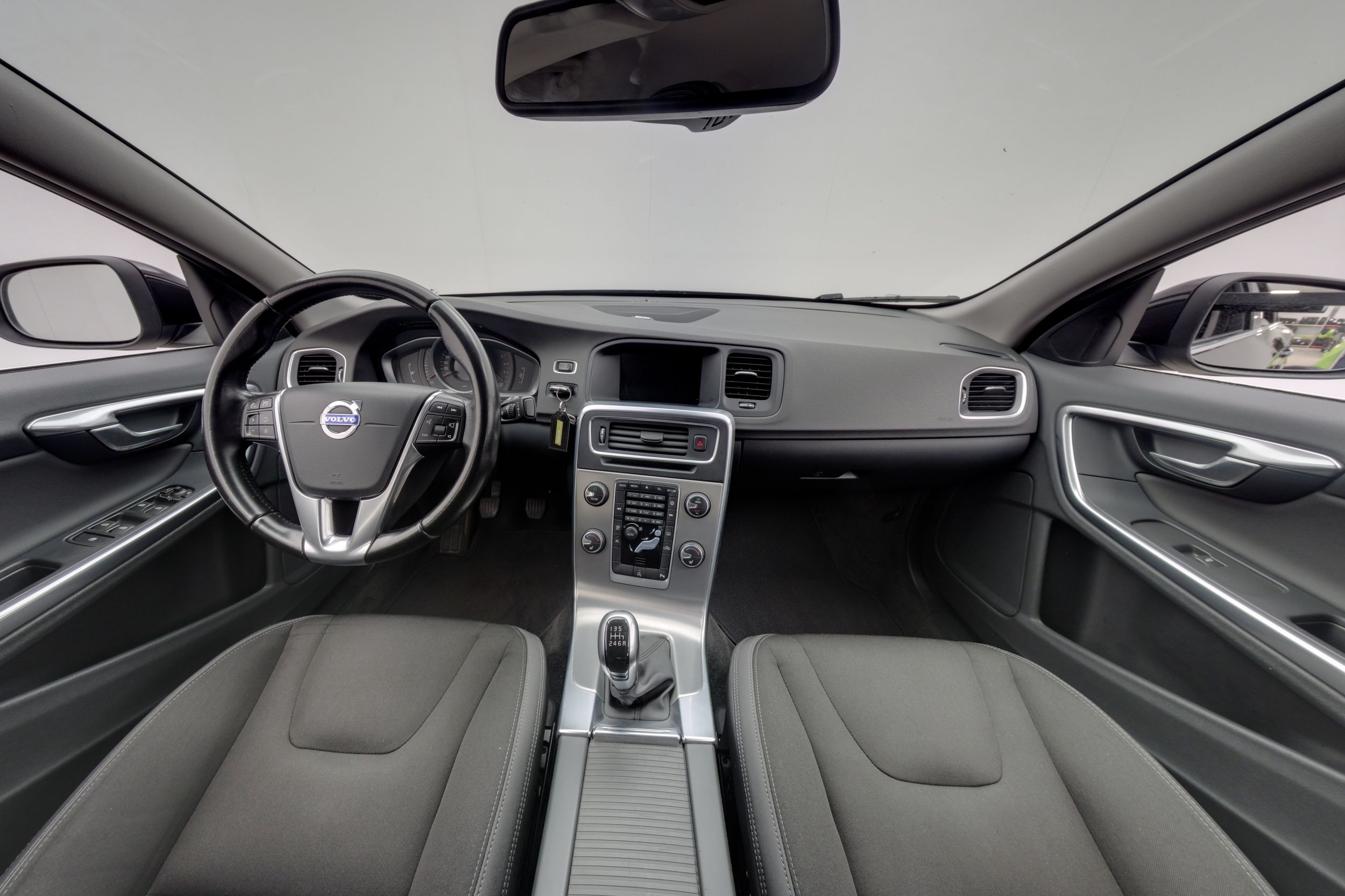 Volvo S60 D4 Business 2014, kuva 7/26