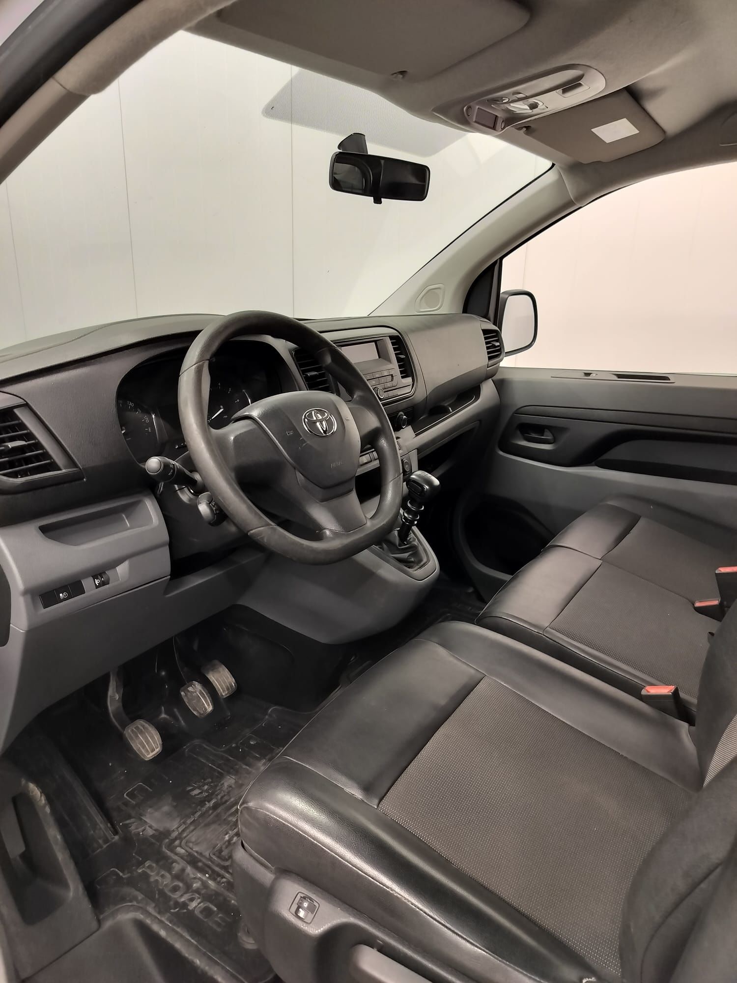 Toyota Proace L2 2,0 D 120 5-ovinen 2019, photo 7/20