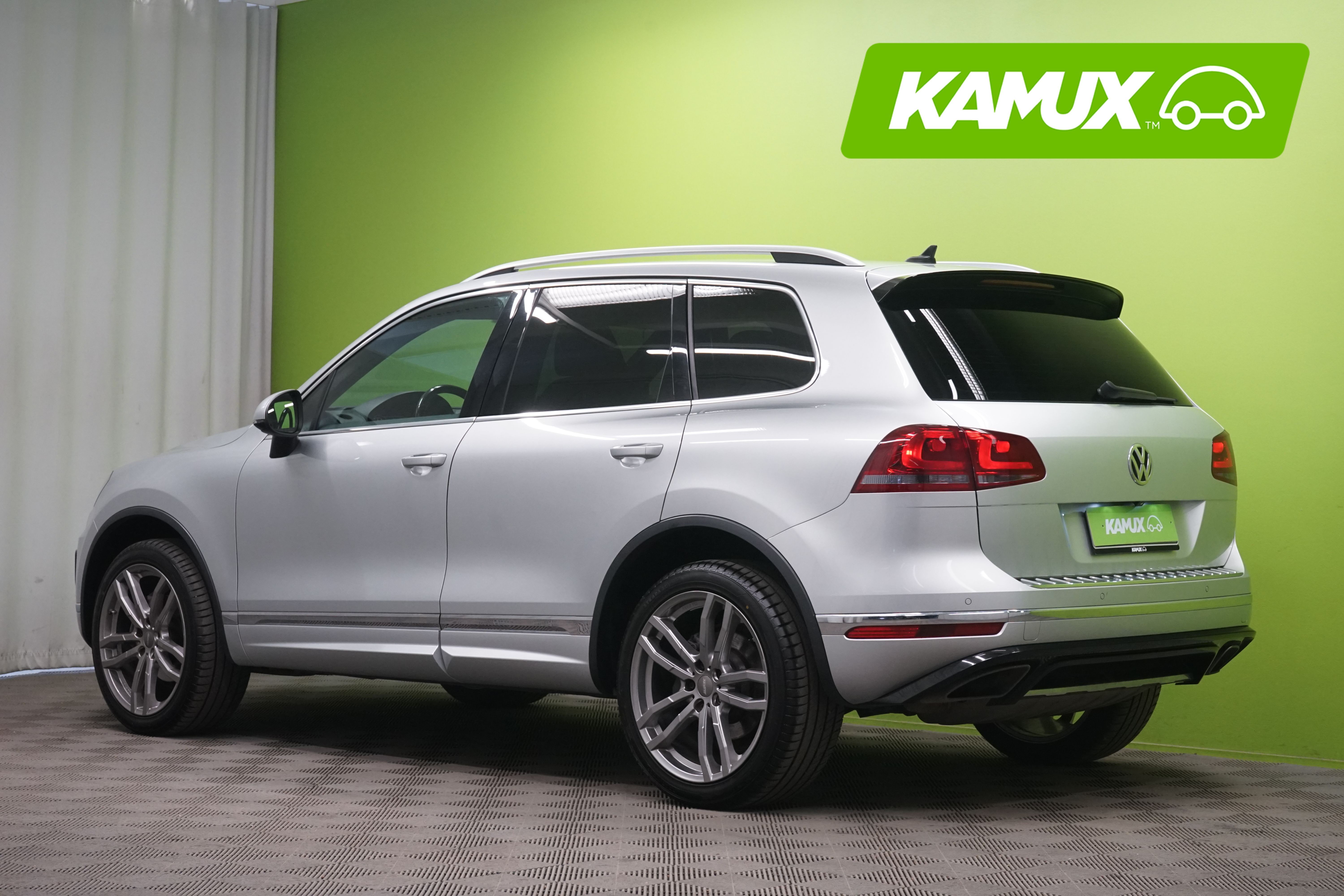 Volkswagen Touareg 2017, photo 4/20
