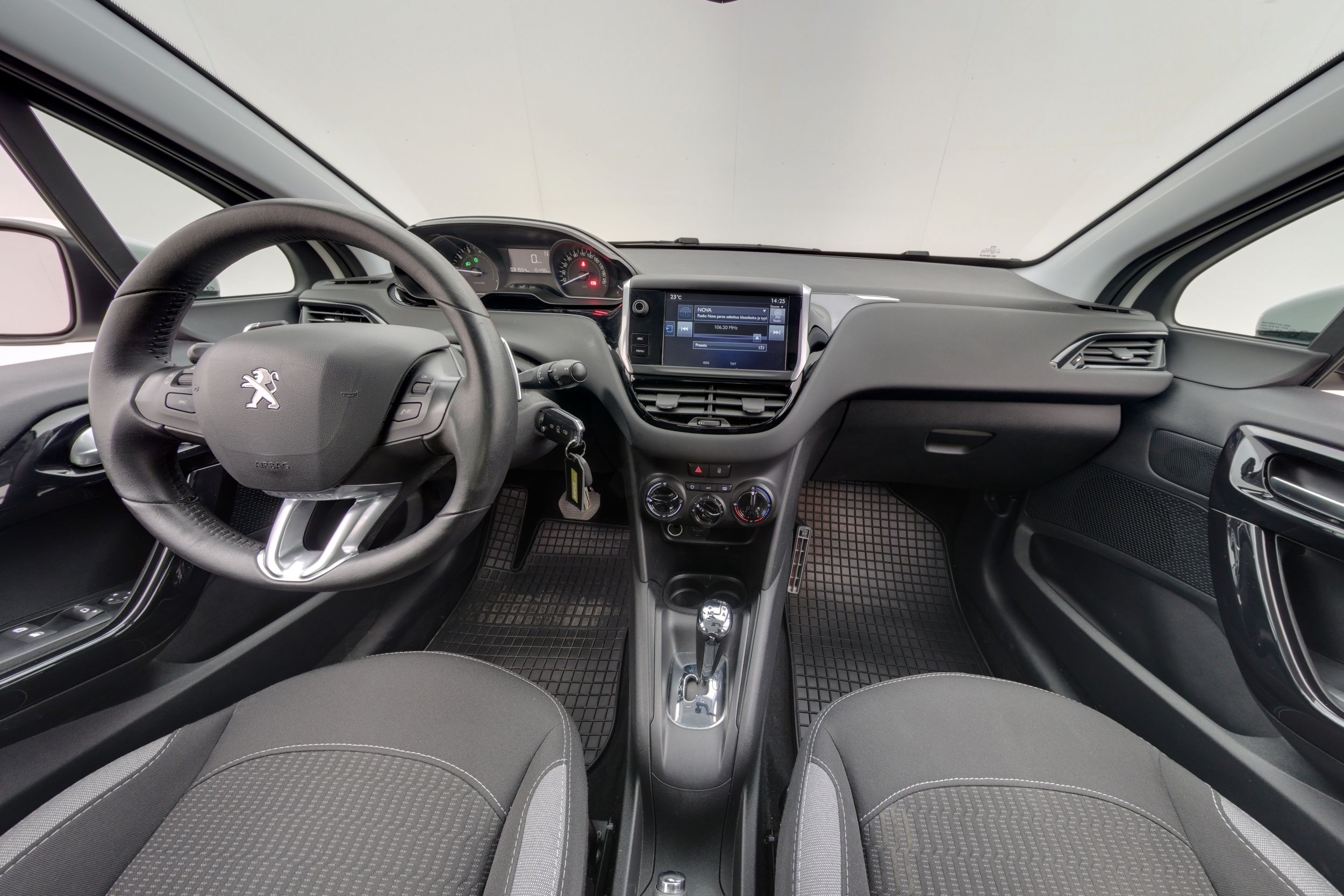 Peugeot 208 Active VTi 82 5-ov ETG 2016, kuva 7/15
