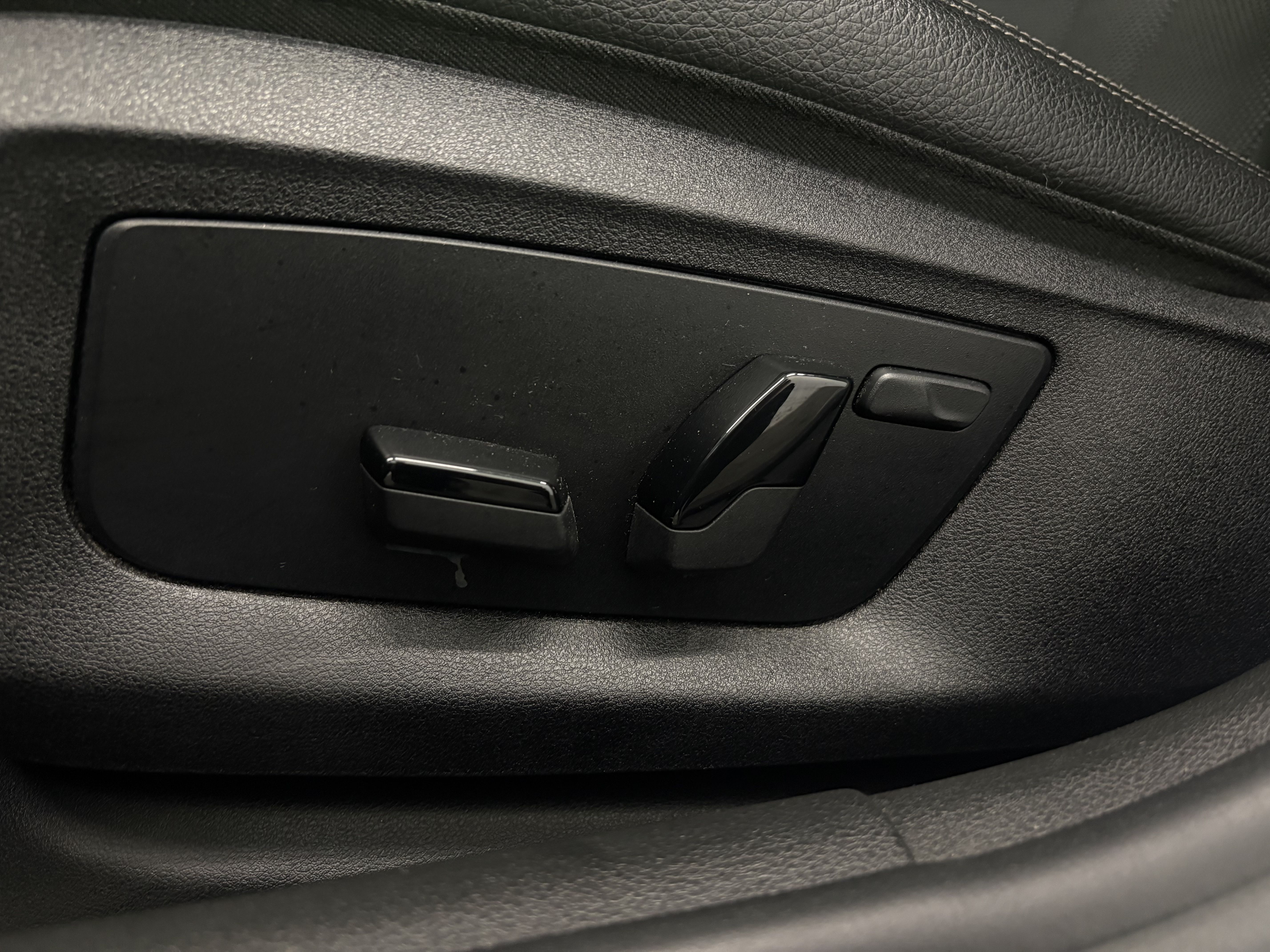 BMW 530 2018, kuva 7/33