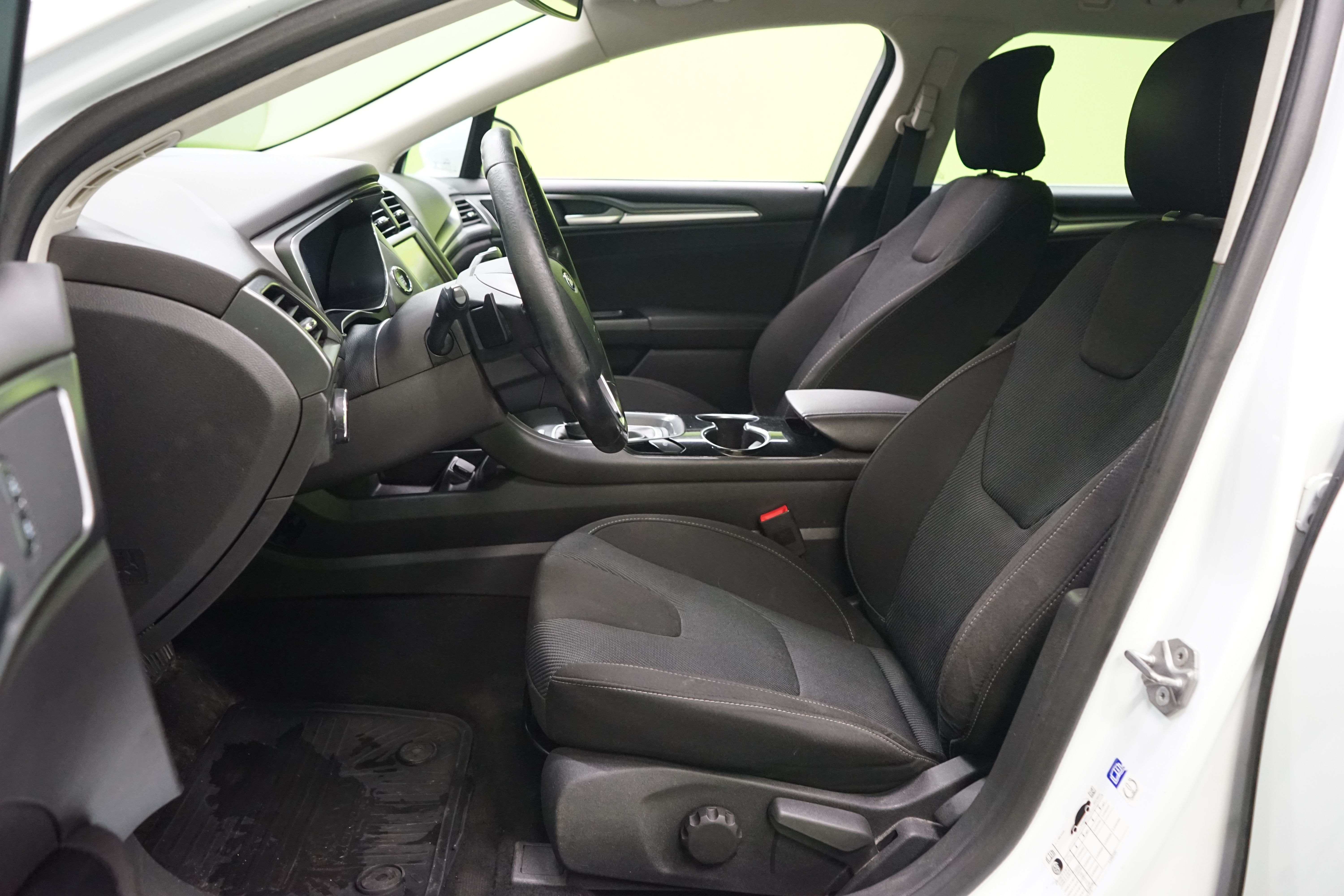 Ford Mondeo 2016, kuva 6/20