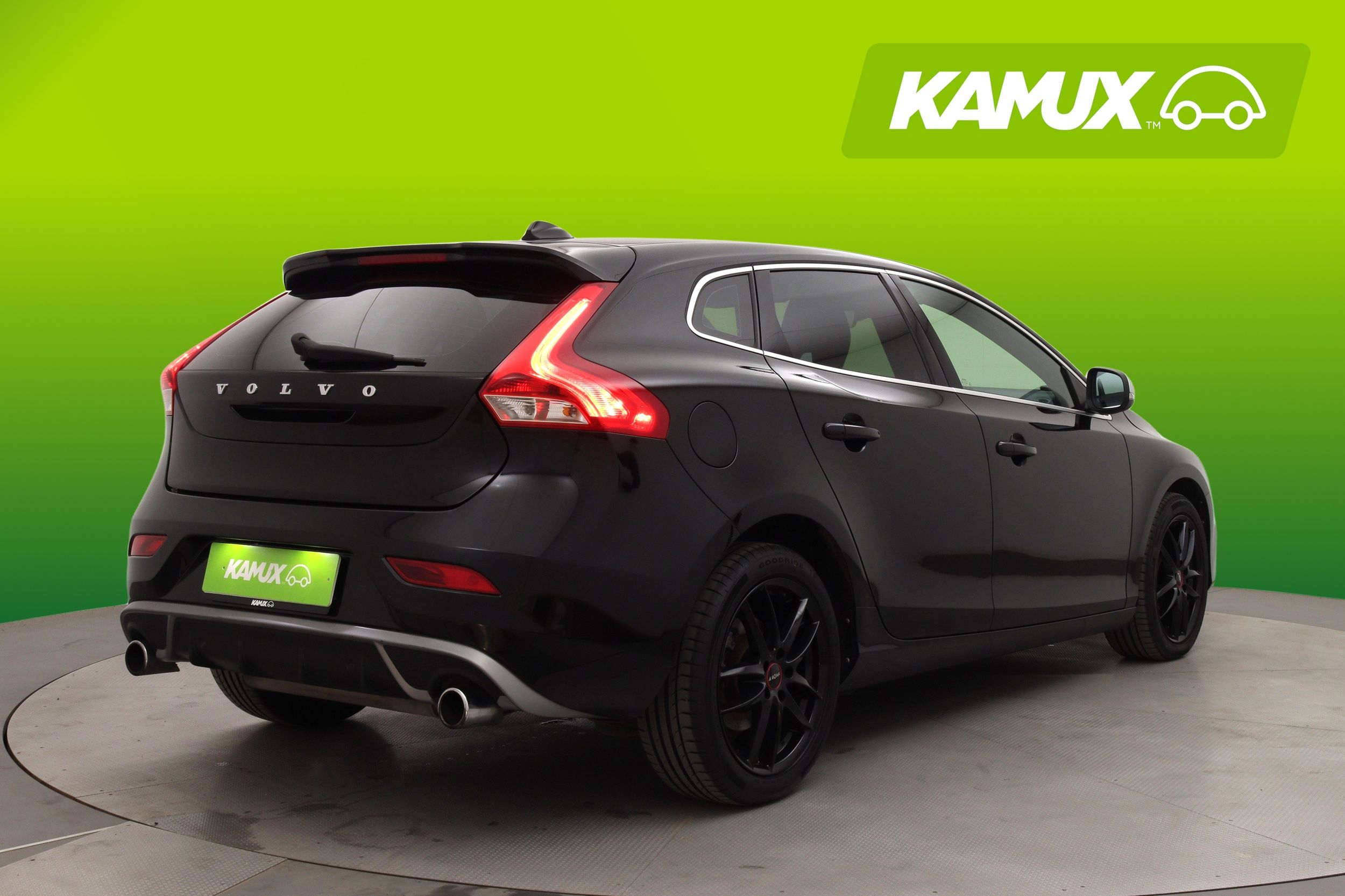 Volvo V40 T4 R-Design 2018, kuva 3/18