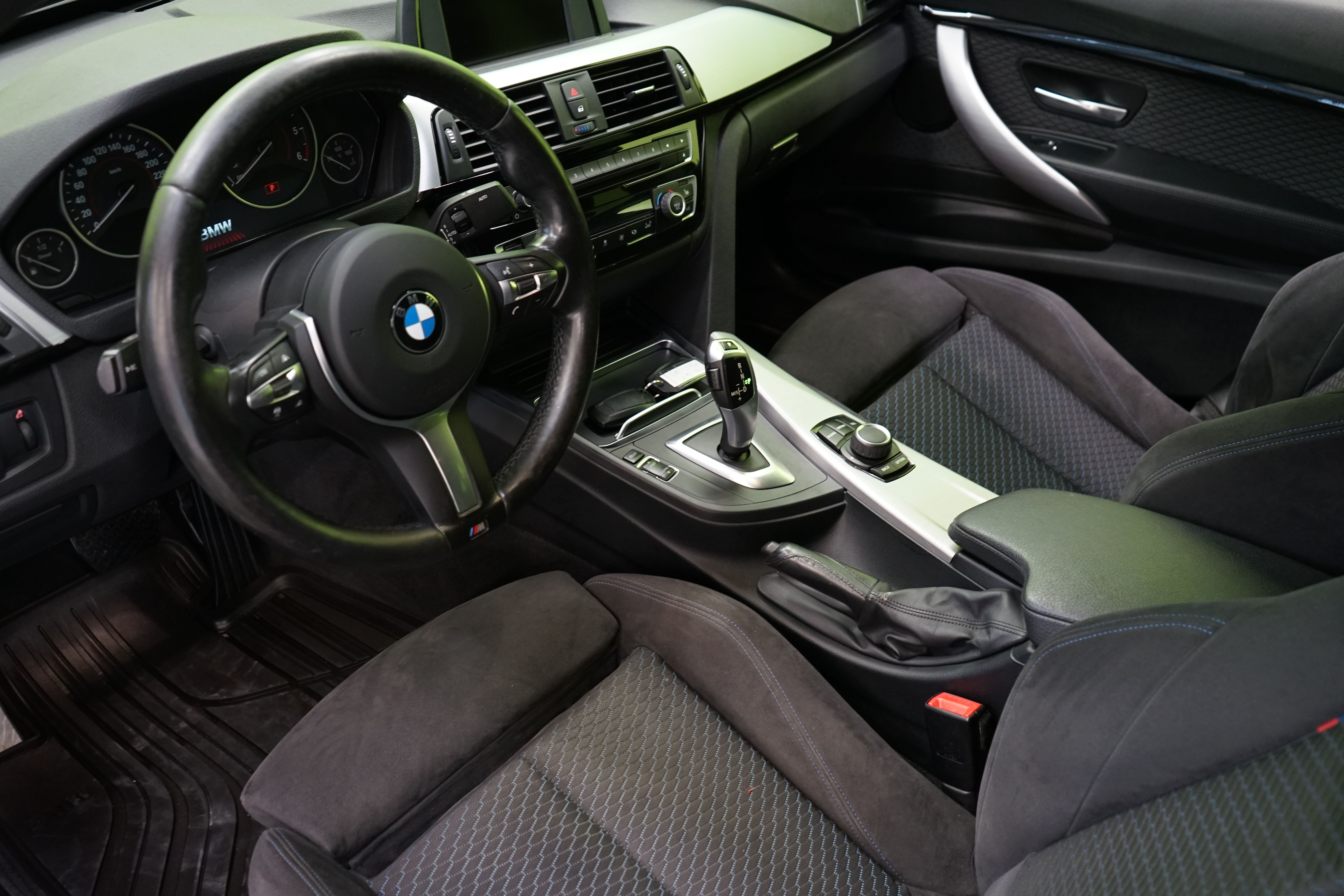 BMW 320 Gran Turismo 2017, kuva 6/22