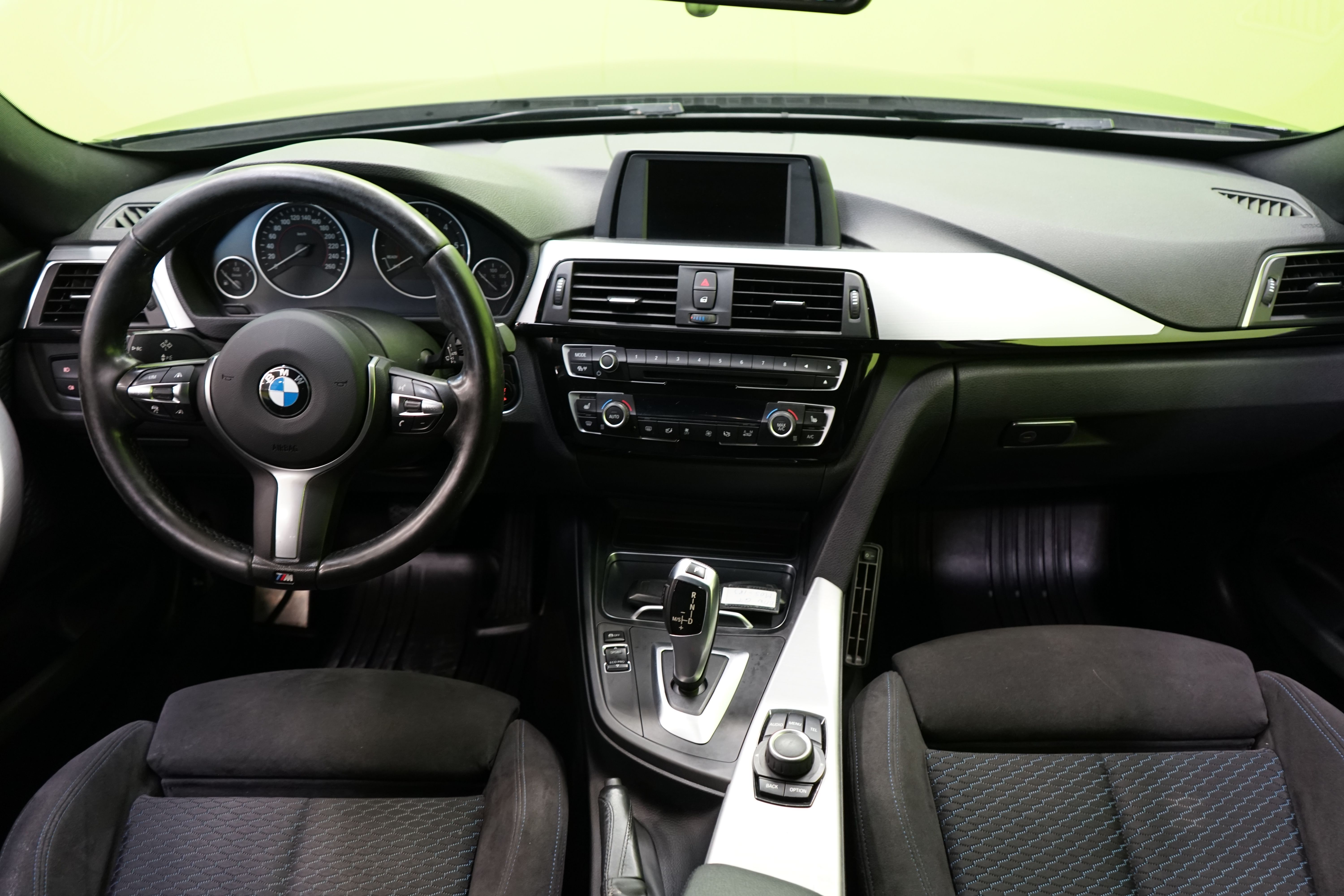 BMW 320 Gran Turismo 2017, kuva 7/22