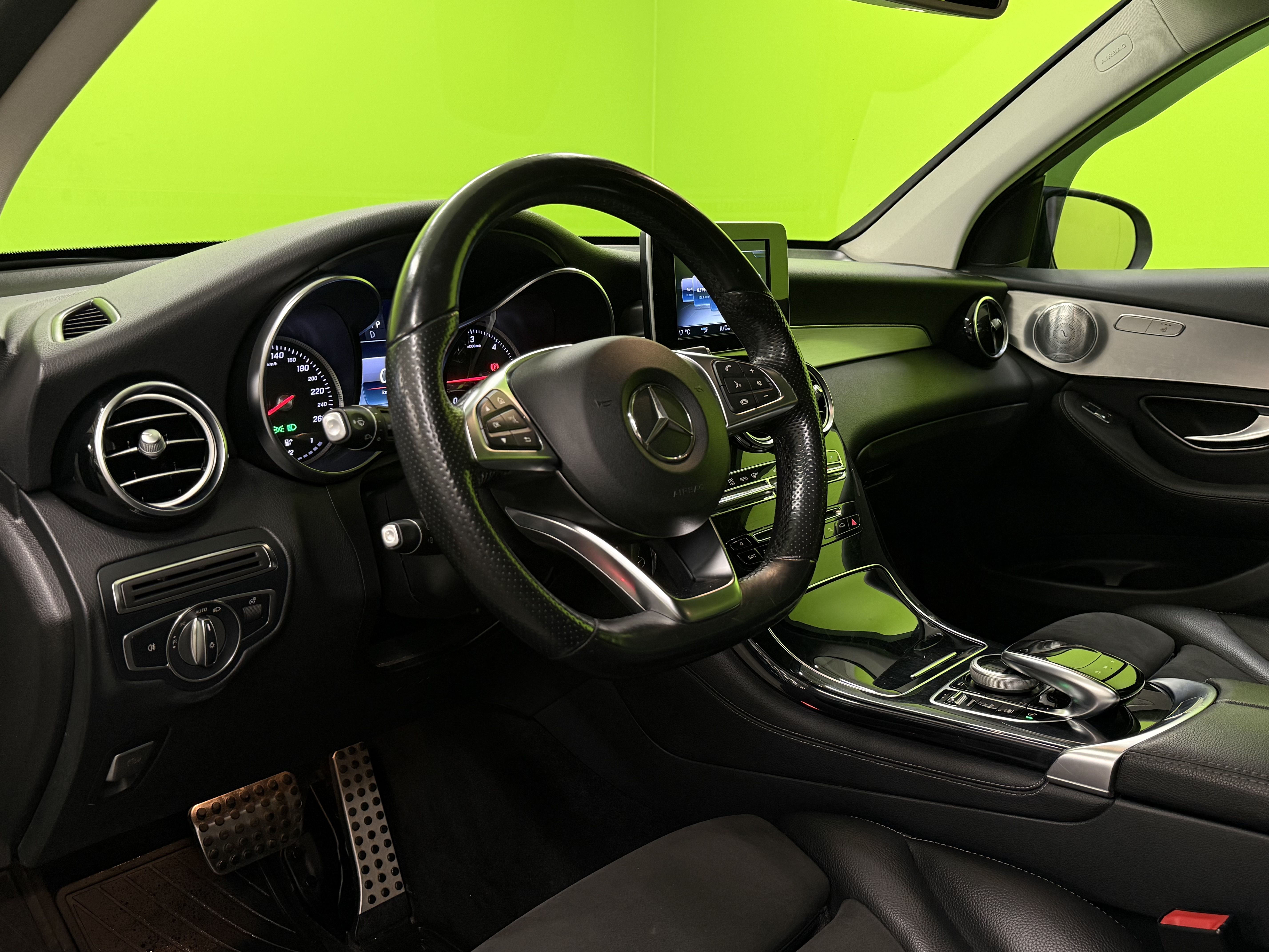 Mercedes-Benz GLC 2017, kuva 7/32